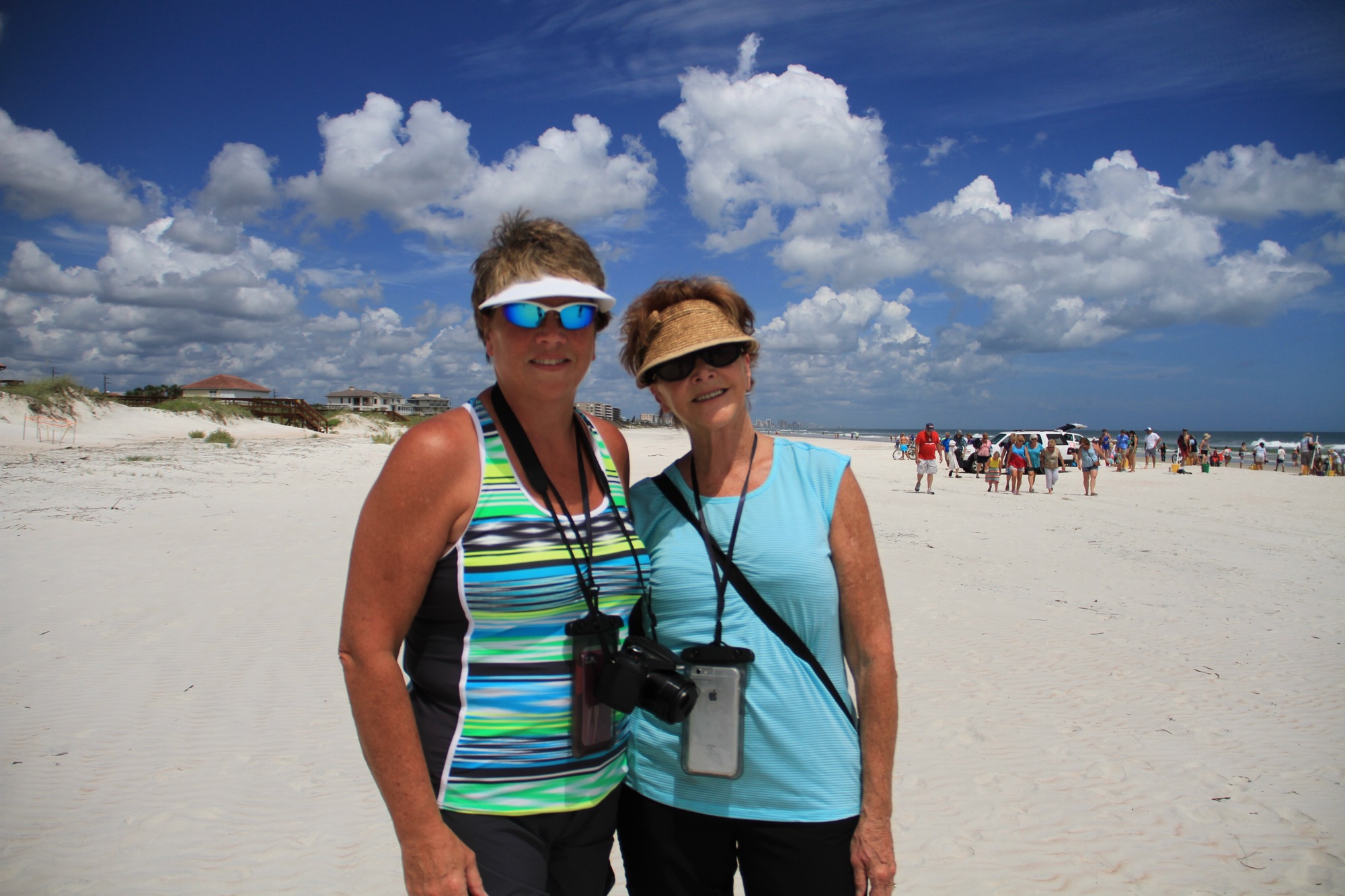 Linda Annable and Judy Lombard were among the spectators watching Xanadu's release. Photo by Nichole Osinski