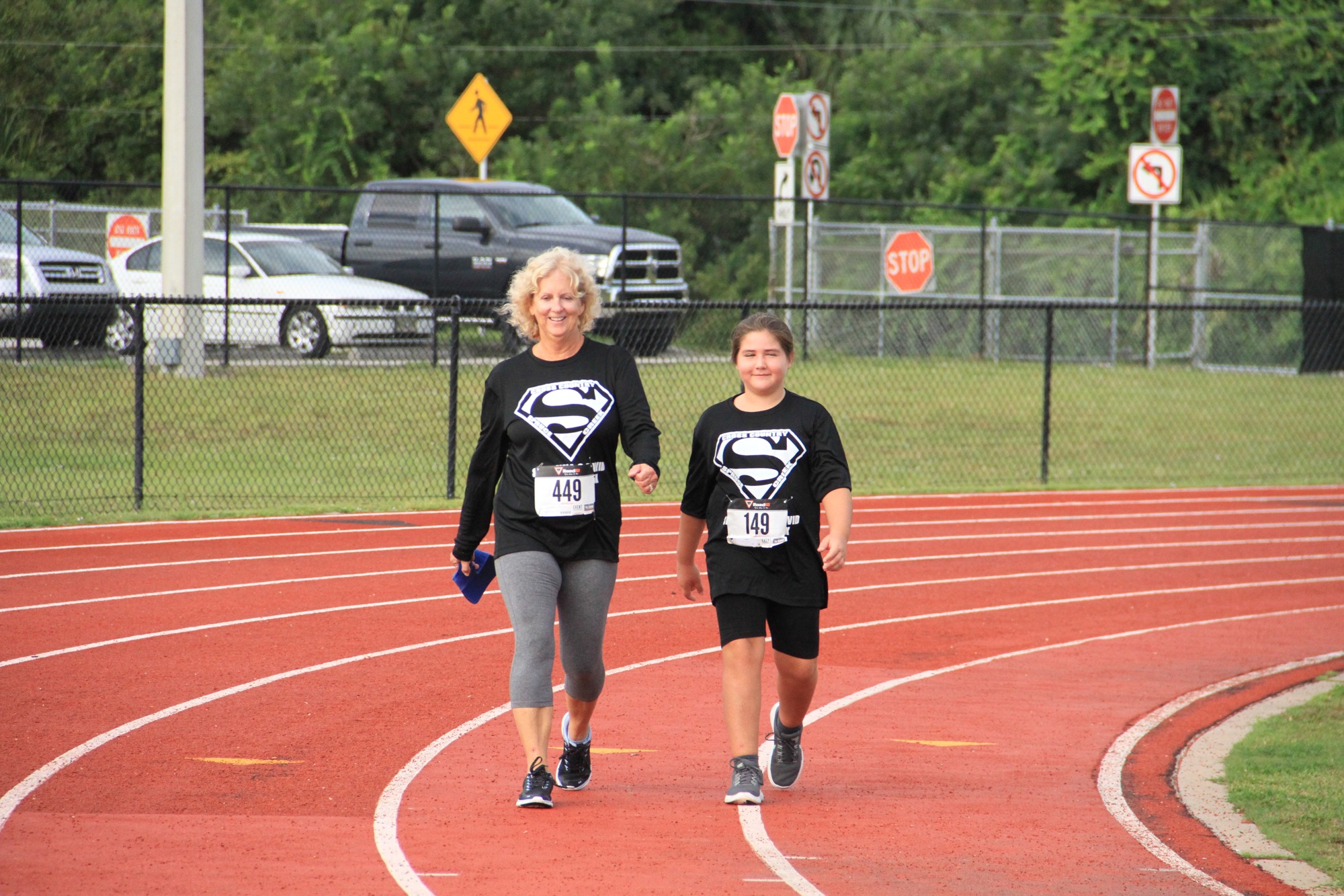 Sharon Thompson and Makayla Kelly. Photo by Nichole Osinski