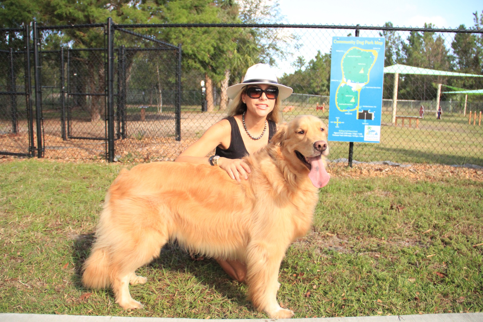 Tovah Lohman and Goldie . Photo by Nichole Osinski