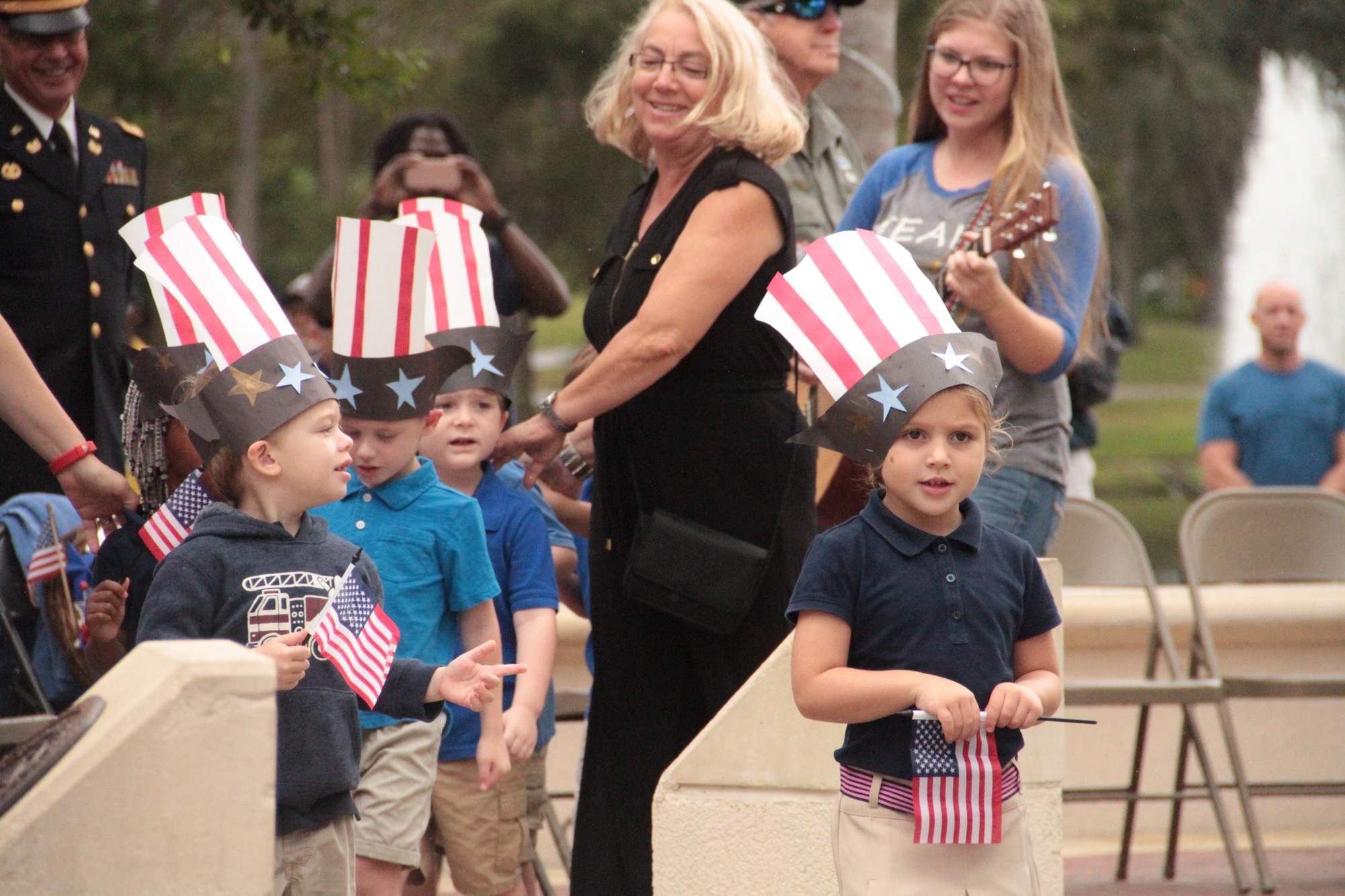 Students sing “Yankee Doodle Dandy