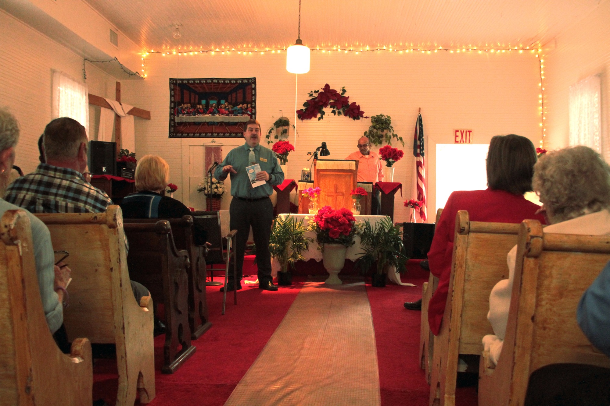 Mayor Don Burnette gives a speech during the Freemanville Ceremony. Photo by Nichole Osinski