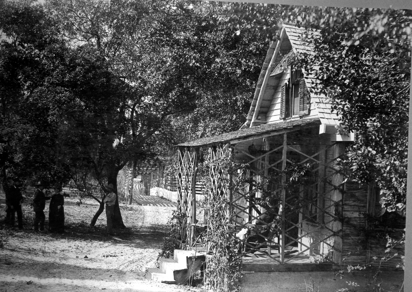 How Trapper's Lodge used to look like. Photo courtesy of the Ormond Beach Historical Society