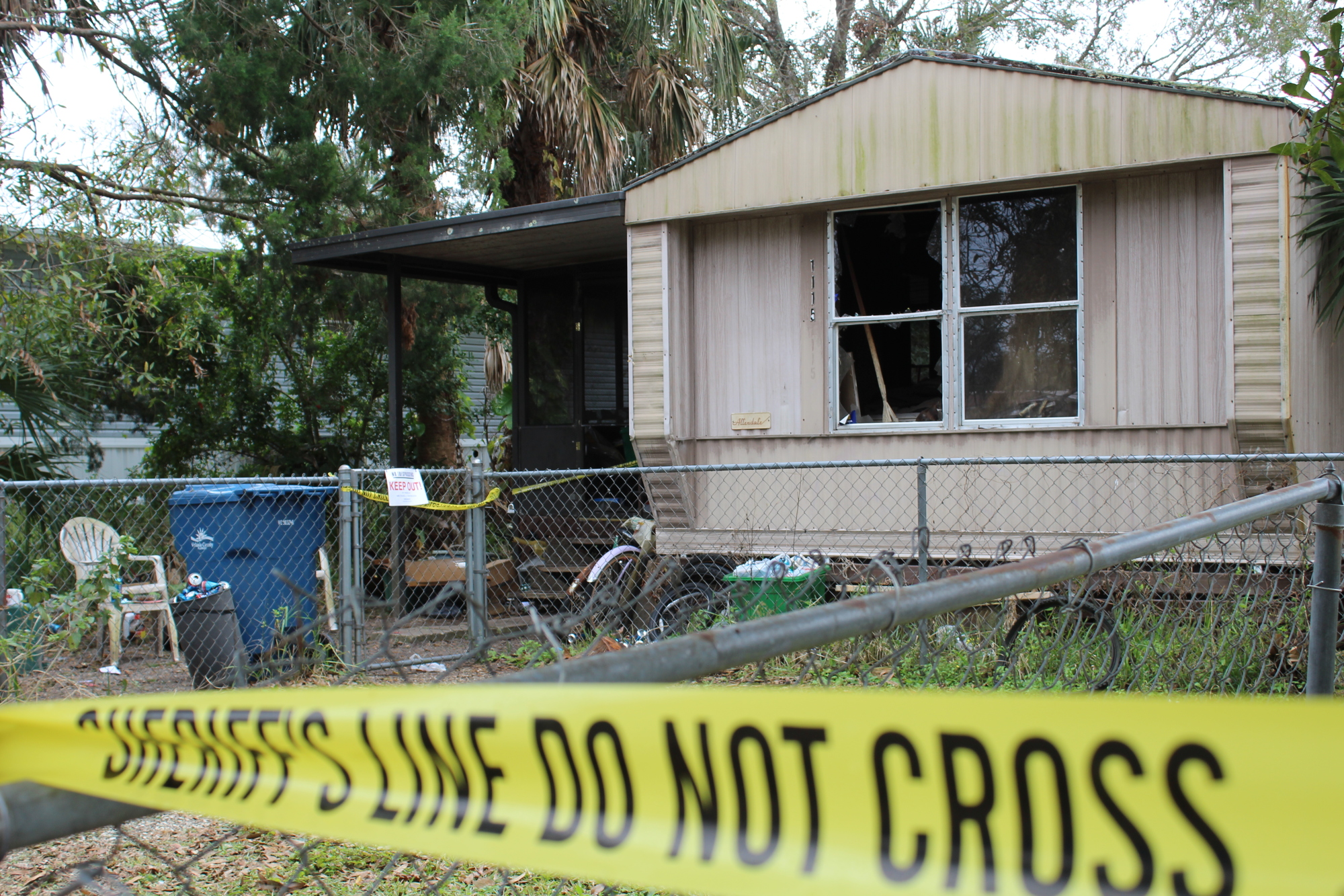 Detectives determined the fire in this Ormond-area mobile home was an accident. Photo by Jarleene Almenas