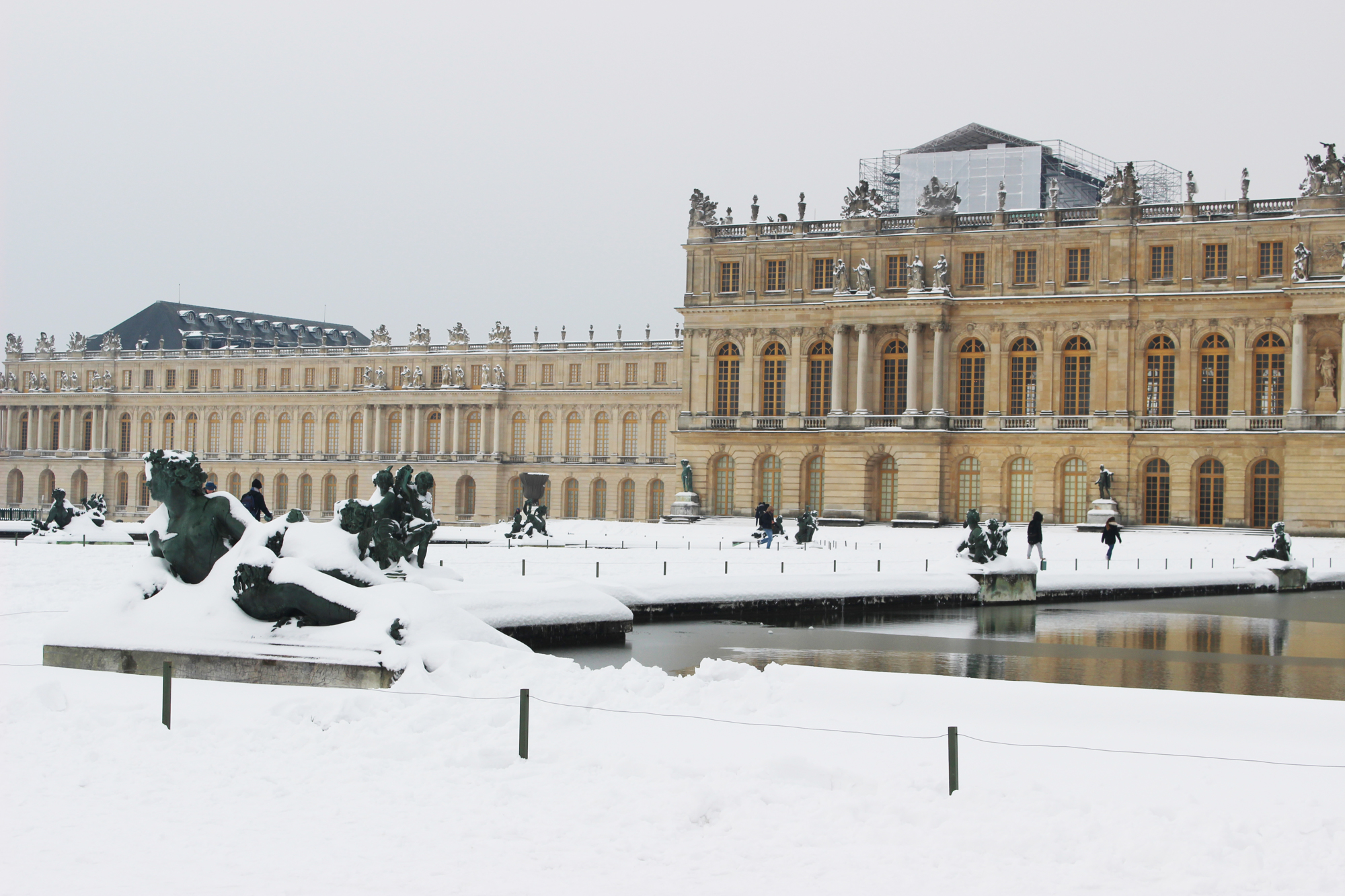 The gardens of the palace of Versailles were covered with snow on Feb. 6. Photo by Jarleene Almenas