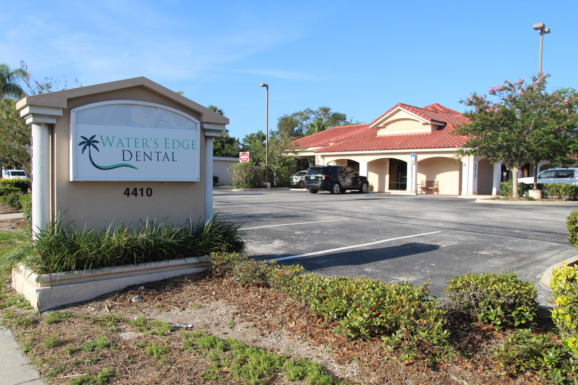Water's Edge Dental has moved to Port Orange on the corner of S. Ridgewood Avenue and Oak Street. Photo by Tanya Russo