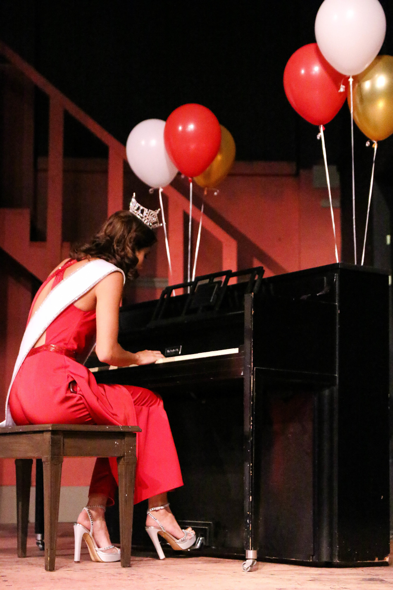 Miss Florida, Sara Zeng, plays the piano for her talent. Photo by Paige Wilson
