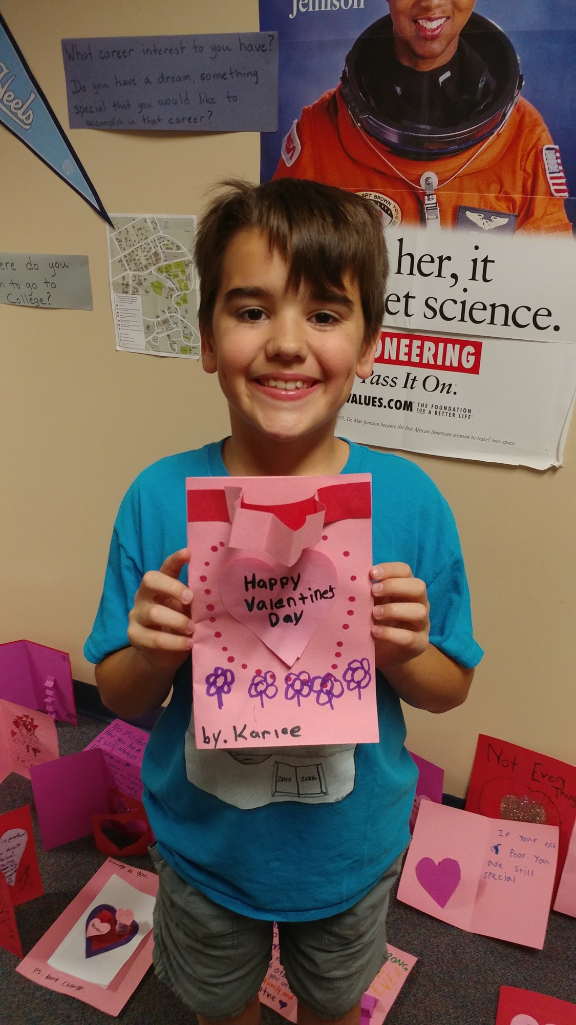 Wadsworth Kiwanis-Kid Rylan Poland made a valentine to brighten the day of a local homeless person. Photo courtesy of Valerie Sanson