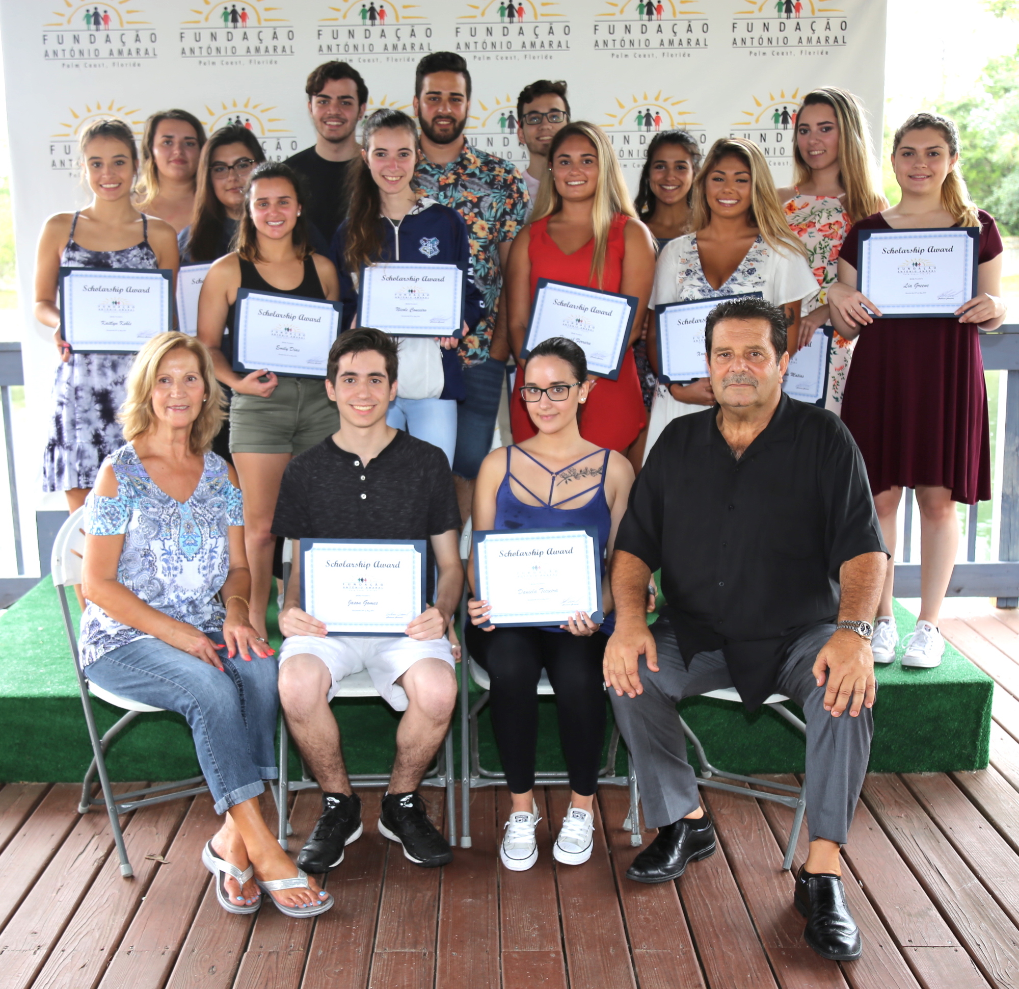 The 15 recipients of the Antonio Amarl Foundation scholarships with Maria and Tony Amaral (missing from photo Adriana Dos Santos). Photo courtesy of Henrique Mano