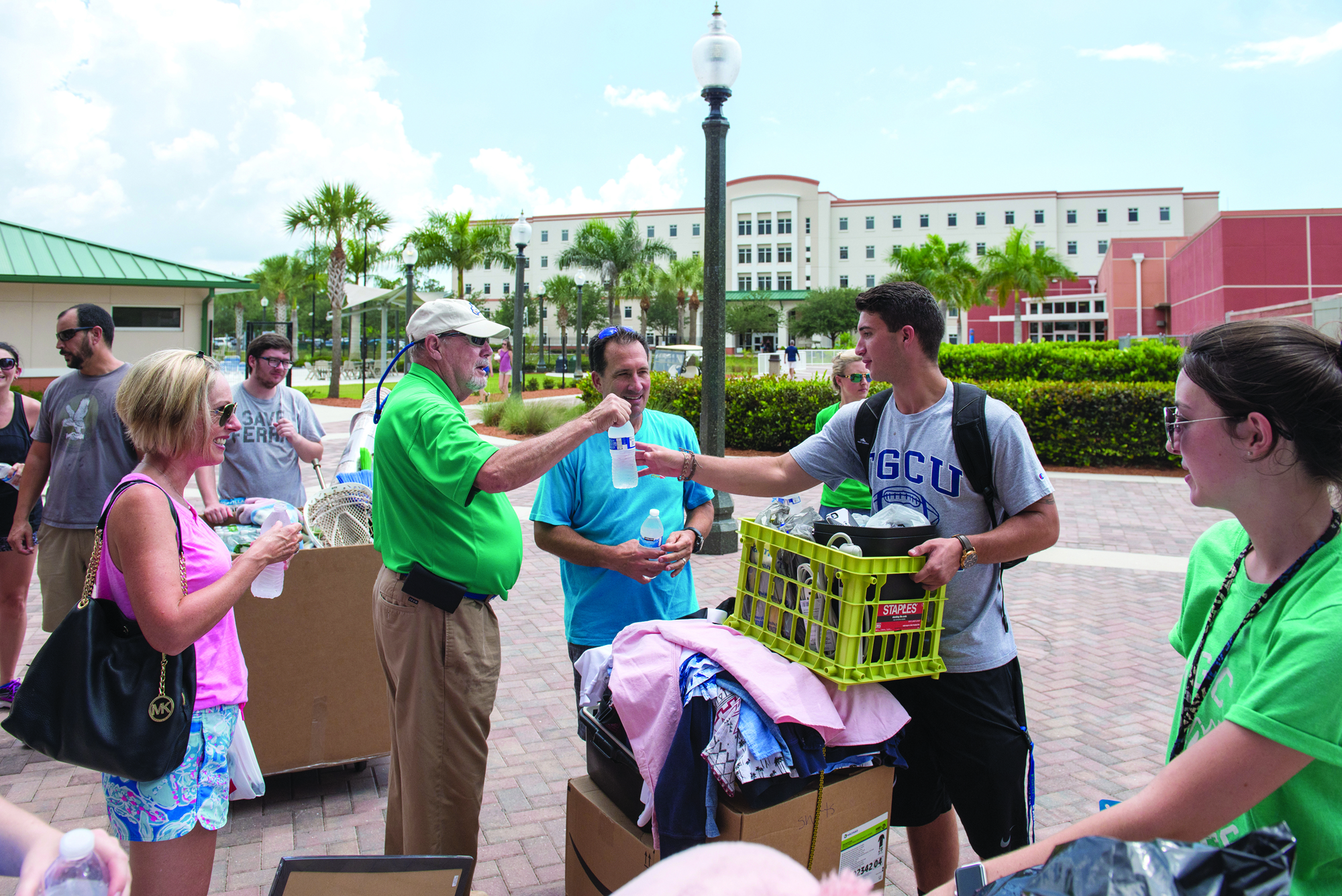 Photos courtesy of James Greco, FGCU. Mike Martin welcomed students move into campus. 