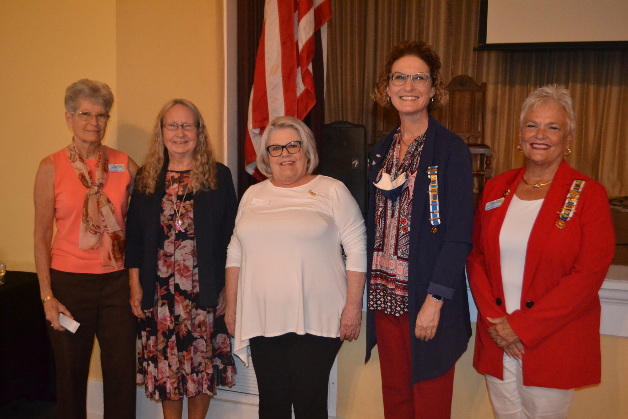 Parliamentarian Sharon Lehto, Registrar Denise Sikes, Pat Wilson, Regent Lee Thornton, and Co-Chaplain Suzy McCravy. Courtesy photo