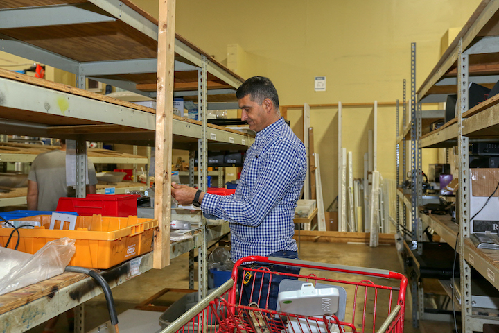 Stefania Pifferi: Simon Ladaa, a North Fort Myers handyman, shops the ReStore on Willis Road every Wednesday looking for supplies — and deals.