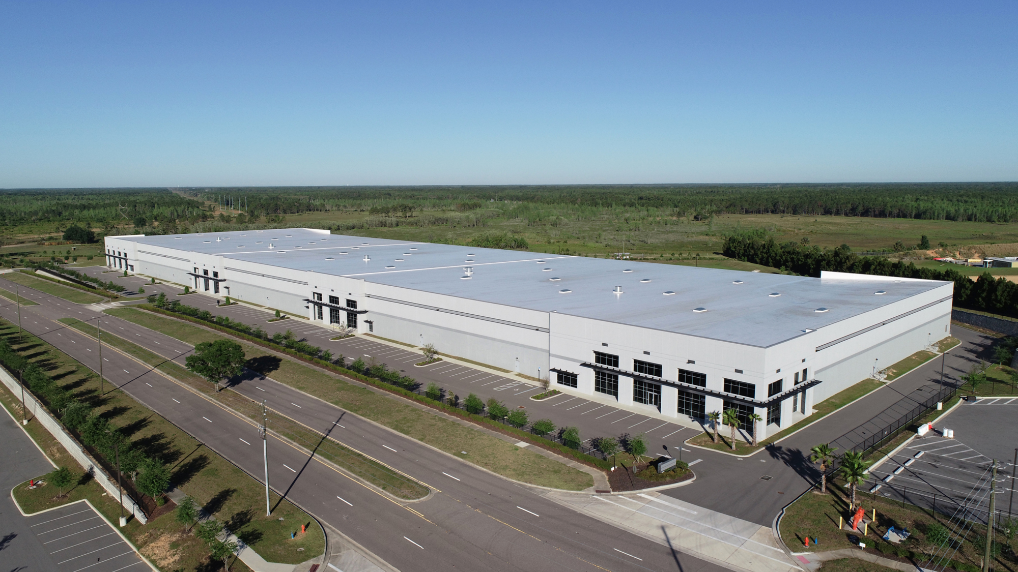 COURTESY PHOTO — JLL industrial agents in Tampa and Orlando have teamed up to lease a building in Davenport owned by MDH Partners as part of a new initiative called 