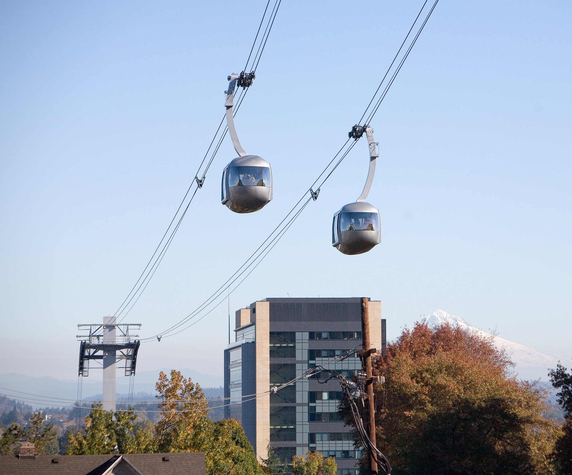 Wikimedia Commons/Cacophony. Portland, Ore., built an aerial tram system to ease traffic congestion. Could a similar mode of transportation work in Tampa Bay?