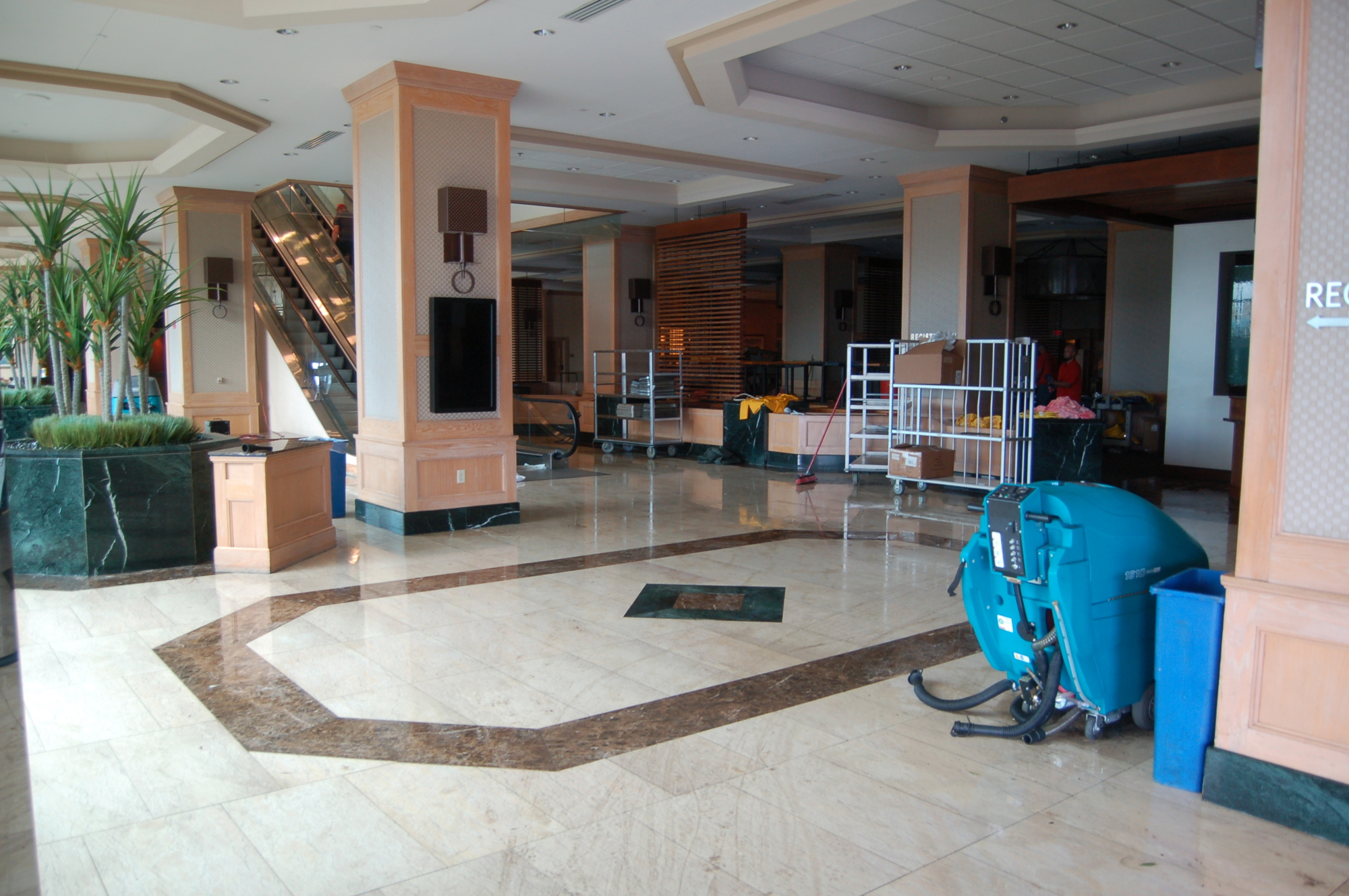 The lobby of the closed Hyatt Regency Jacksonville Riverfront Downtown. (Photo by Max Marbut)