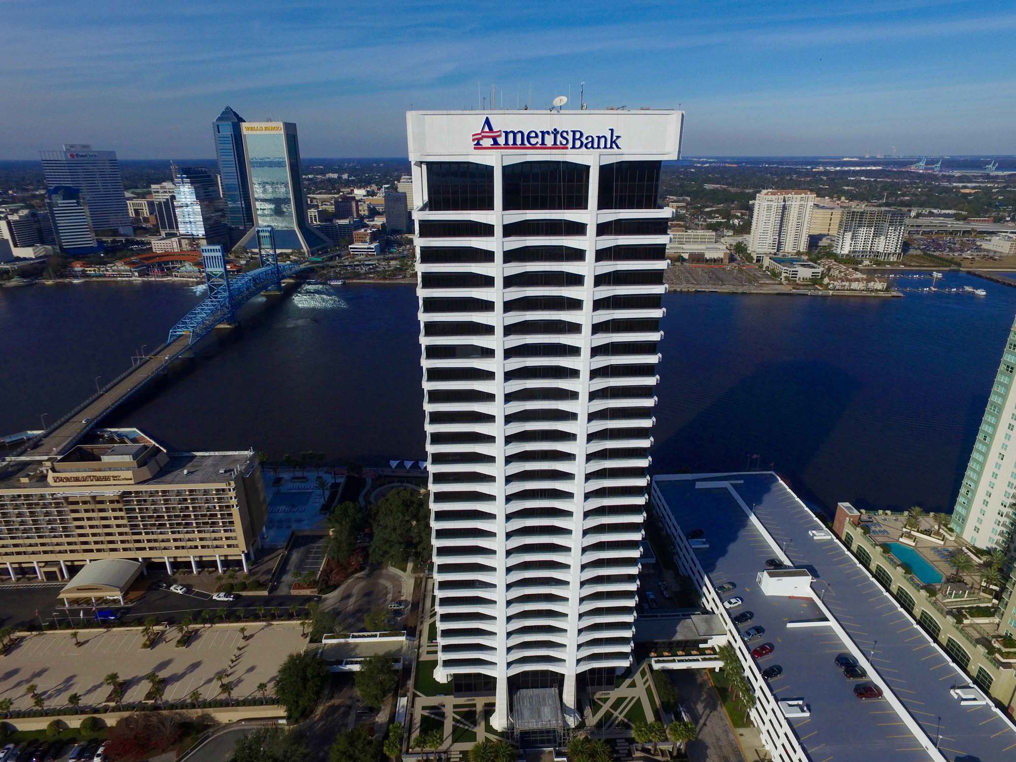 Ameris Bancorp moved its executive offices into Riverplace Tower.