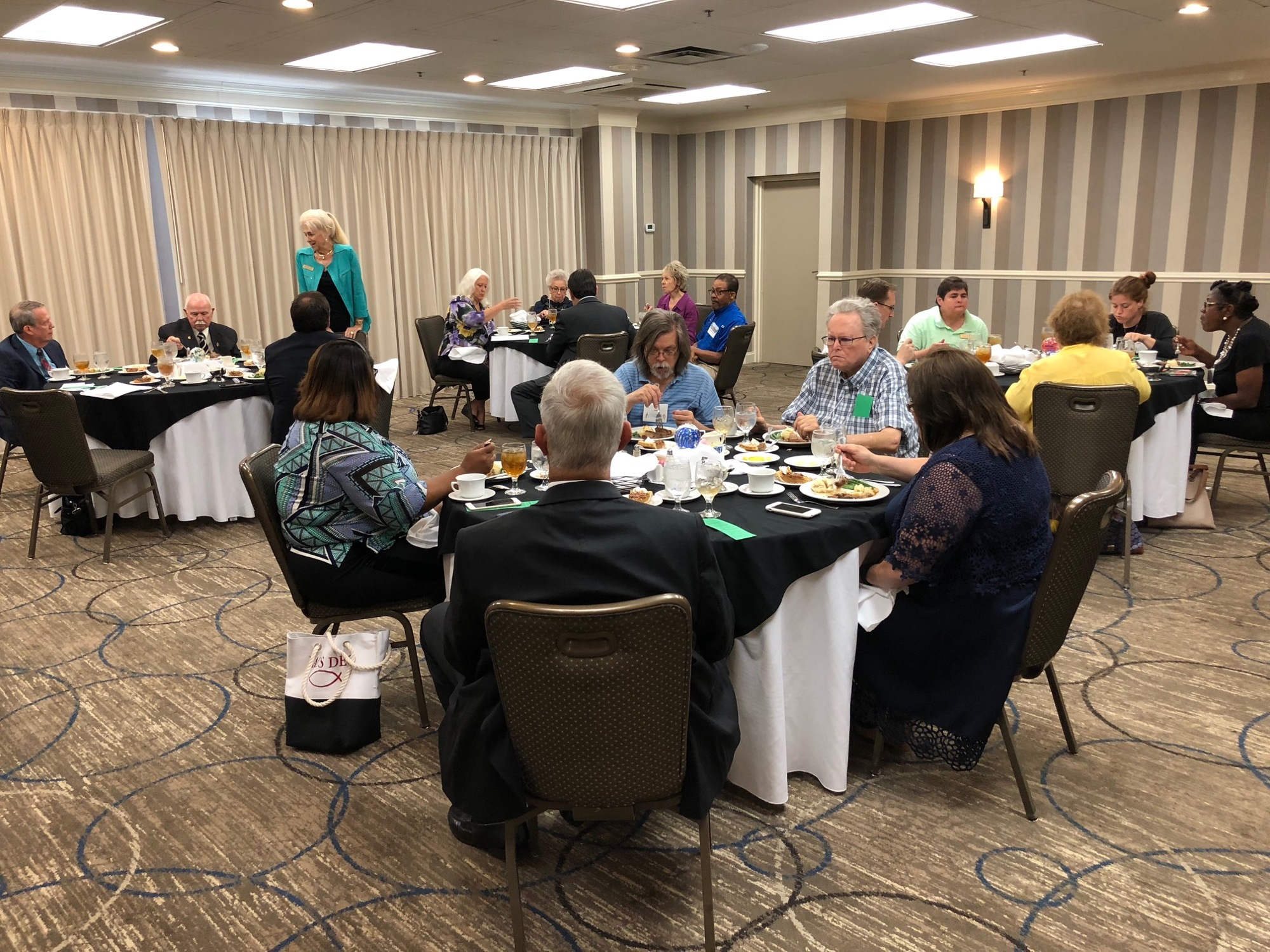 Members of the Jacksonville Civic Round Table held their final luncheon meeting May 11 at the DoubleTree by Hilton Hotel Jacksonville Riverfront on the Downtown Southbank.