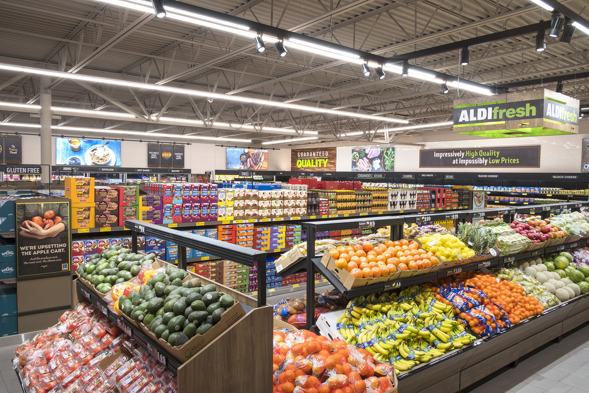 ALDI said it is increasing its fresh food selection by 40 percent with more organic, convenient and easy-to-prepare options.