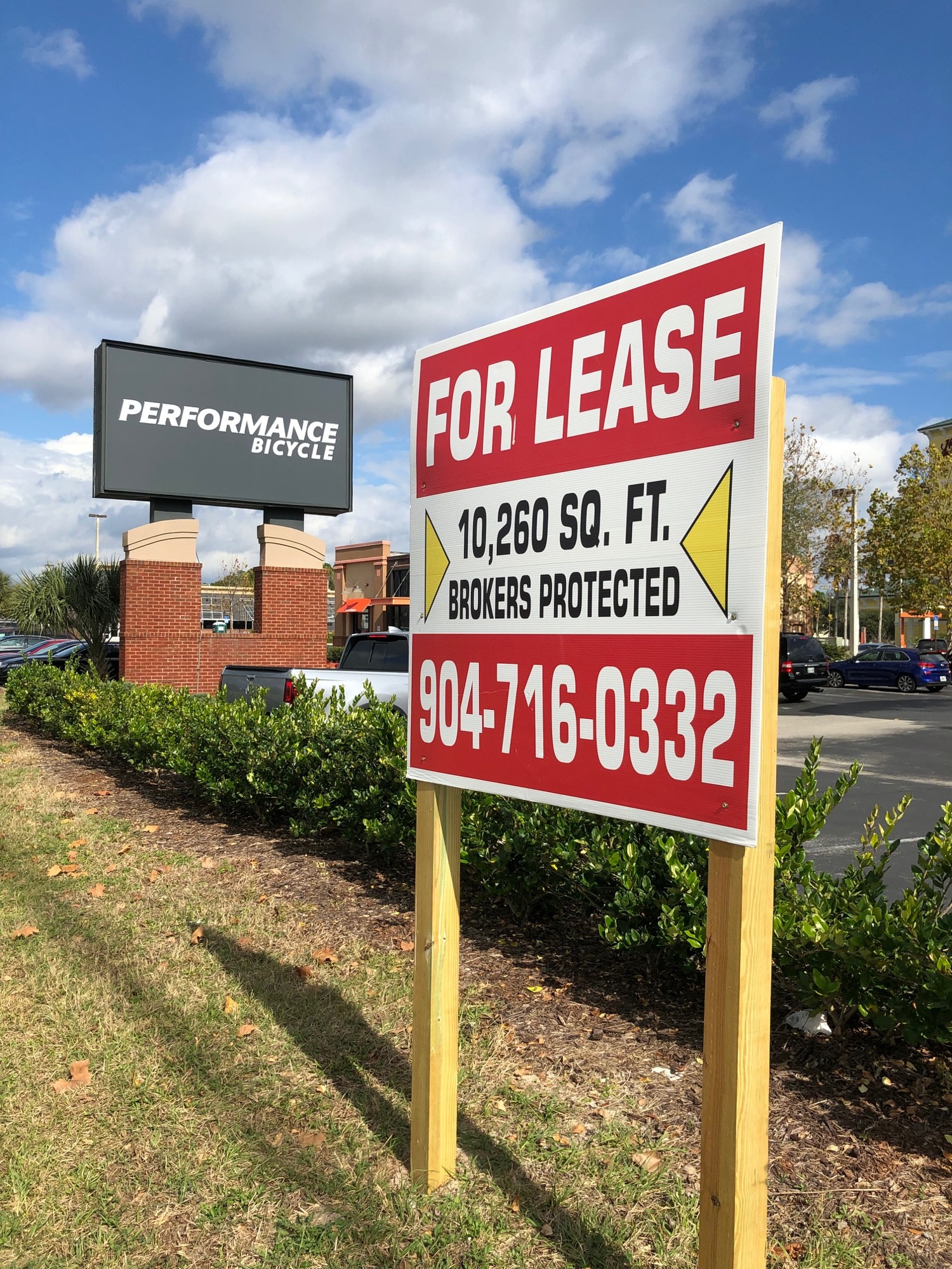 A sign advertises that the 10,260-square-foot store is available for lease.