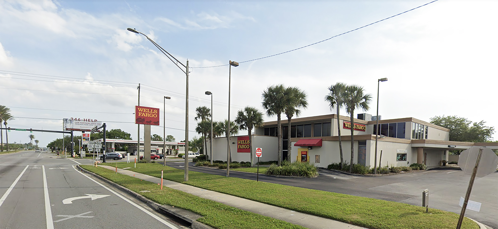 Aldi could be coming to this site at Philips Highway and Emerson Street. (Google)