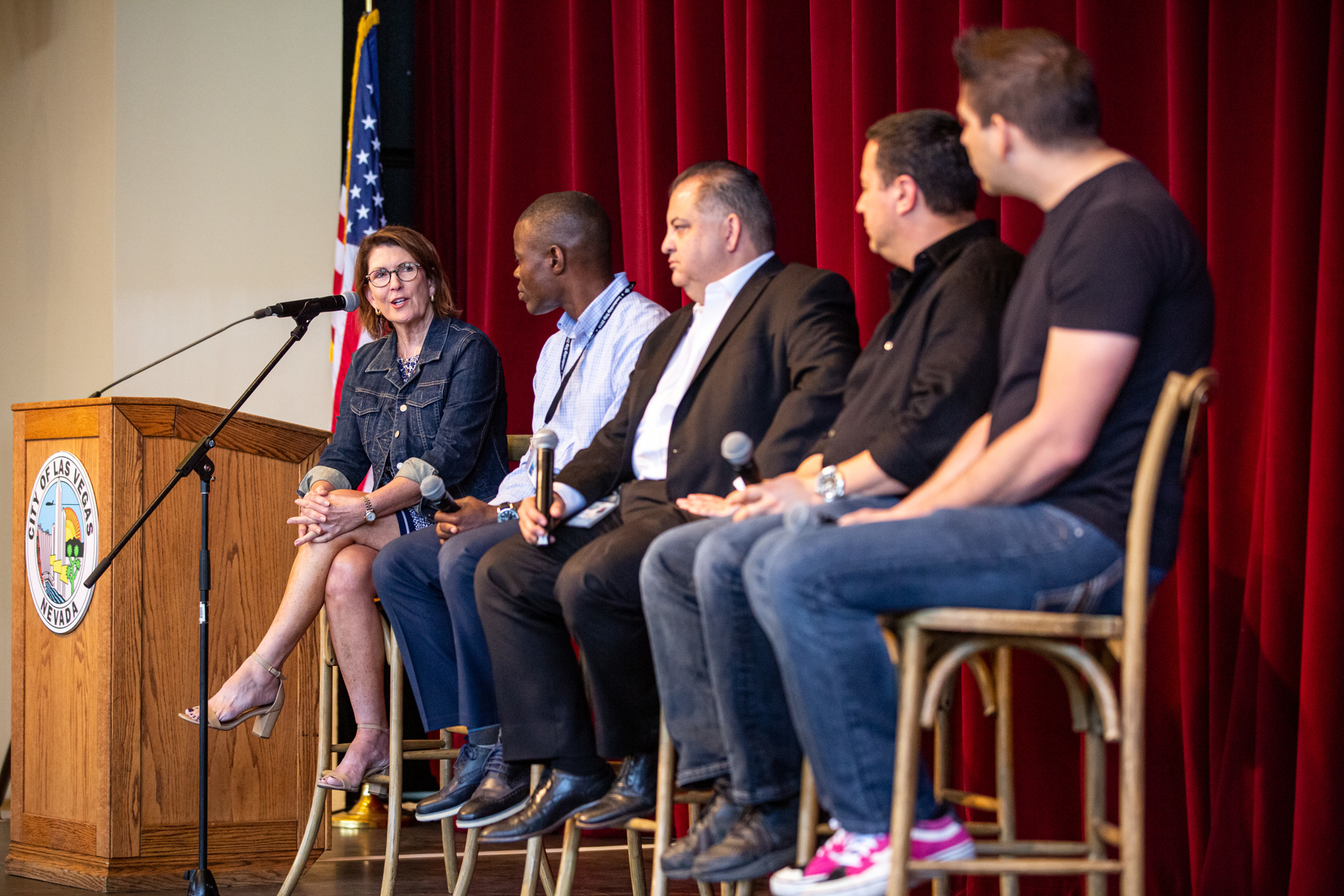 Karen Bowling, director of the Center for Entrepreneurship and Innovation at UNF, leads a panel discussion on Creating an Innovative Ecosystem. From left, Carlton Robinson, Michael Sherwood, Daryl Gibson and Rob Mallery.