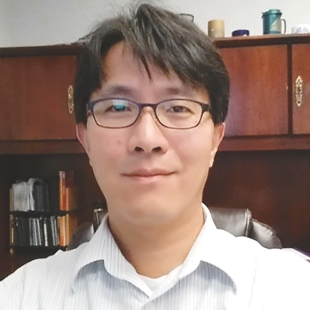 UNF economist Albert Loh