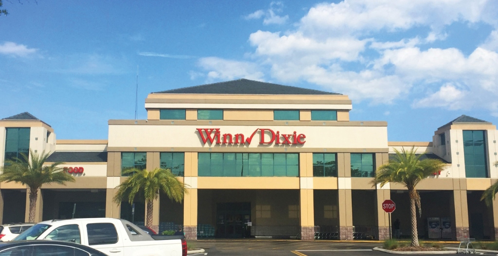 Winn-Dixie is leaving this store in the Merchants Shopping Center of Mandarin at 11701 San Jose Blvd. That space is now for lease.