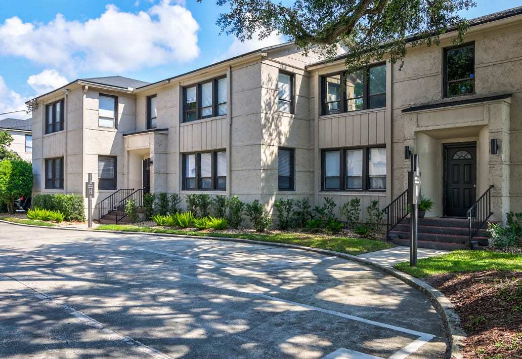 Riviera Parkway Apartments is a 134-unit community in the Riverside Avondale area.