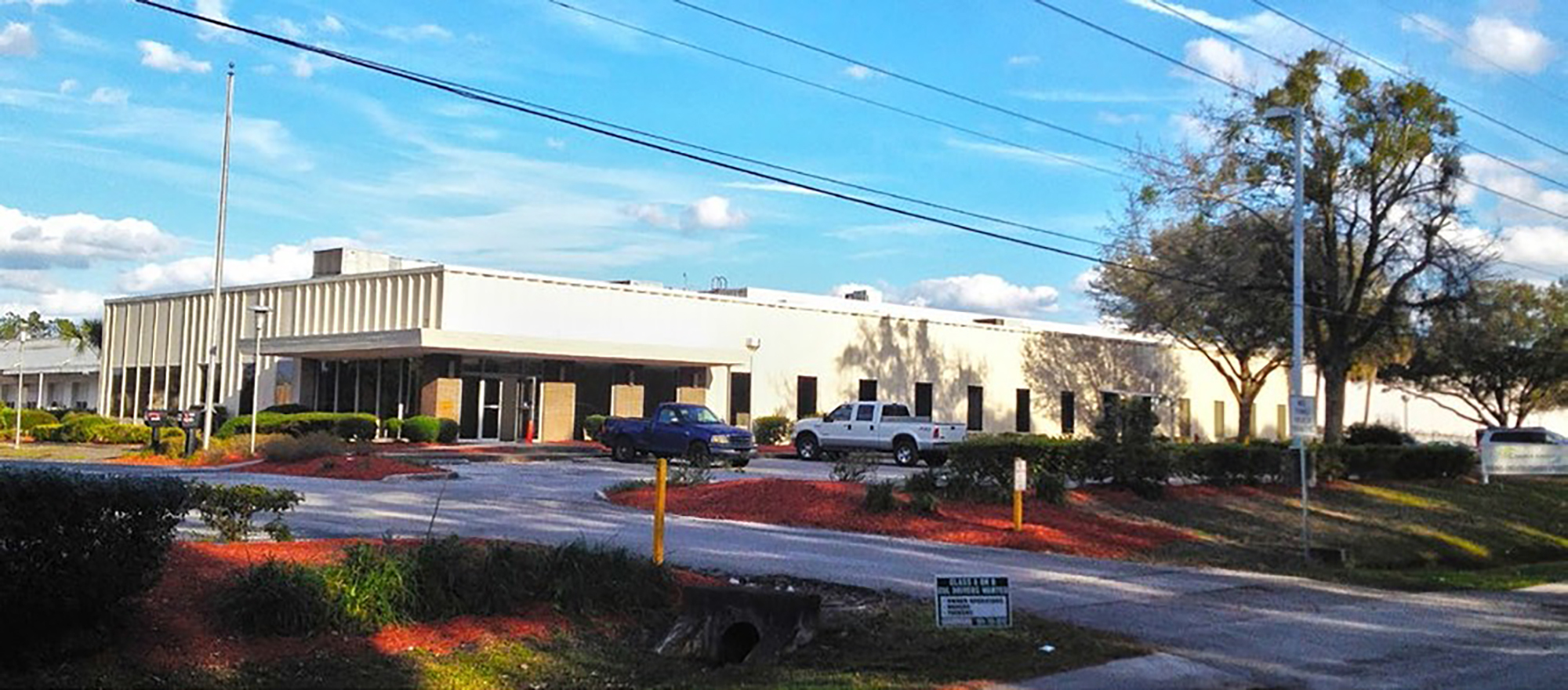 Tenants at 8451 Western Way include Conser Moving and Storage, Total Military Management, Jacksonville Juniors Volleyball Association and Niles Building Products.