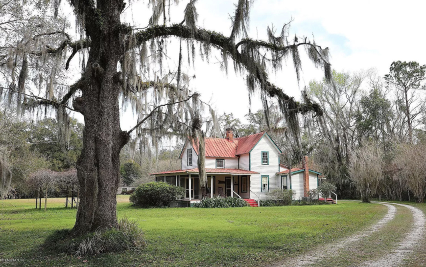 The Henry C. Arpen Farmhouse was built in 1877 and added to the Federal Historic Register in August 2019.