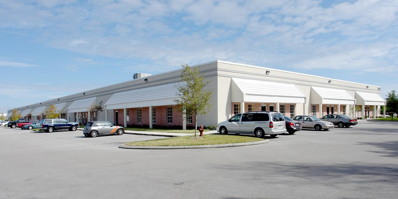 DashMart is considering a location in an EastPark Center West building off Beach Boulevard and St. Johns Bluff Road.
