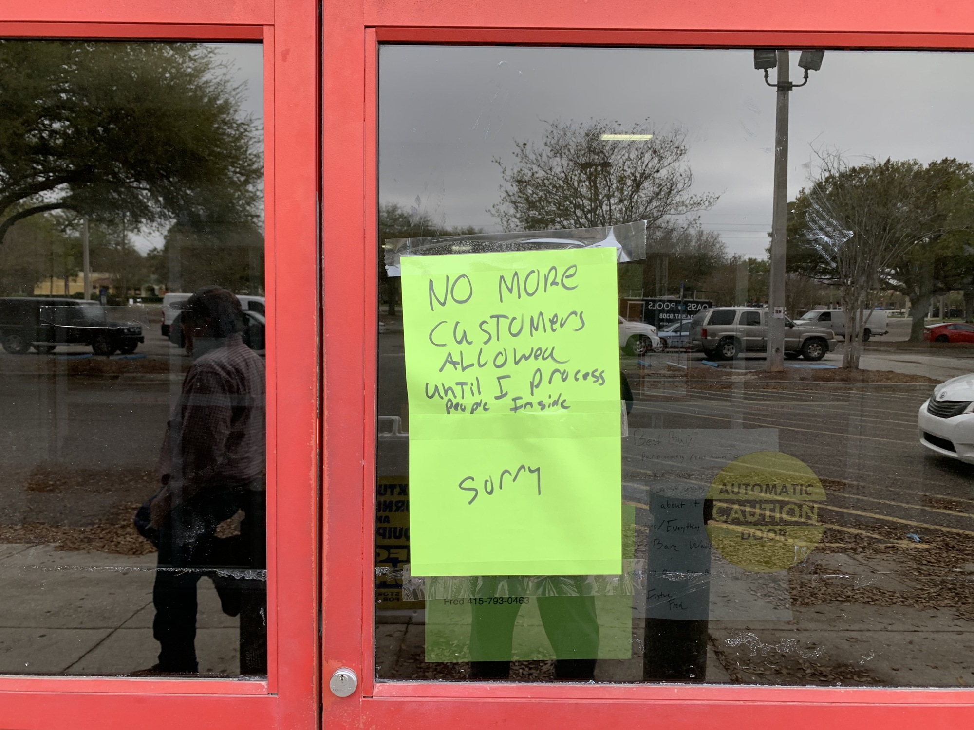 A sign warns customers looking to buy fixtures.