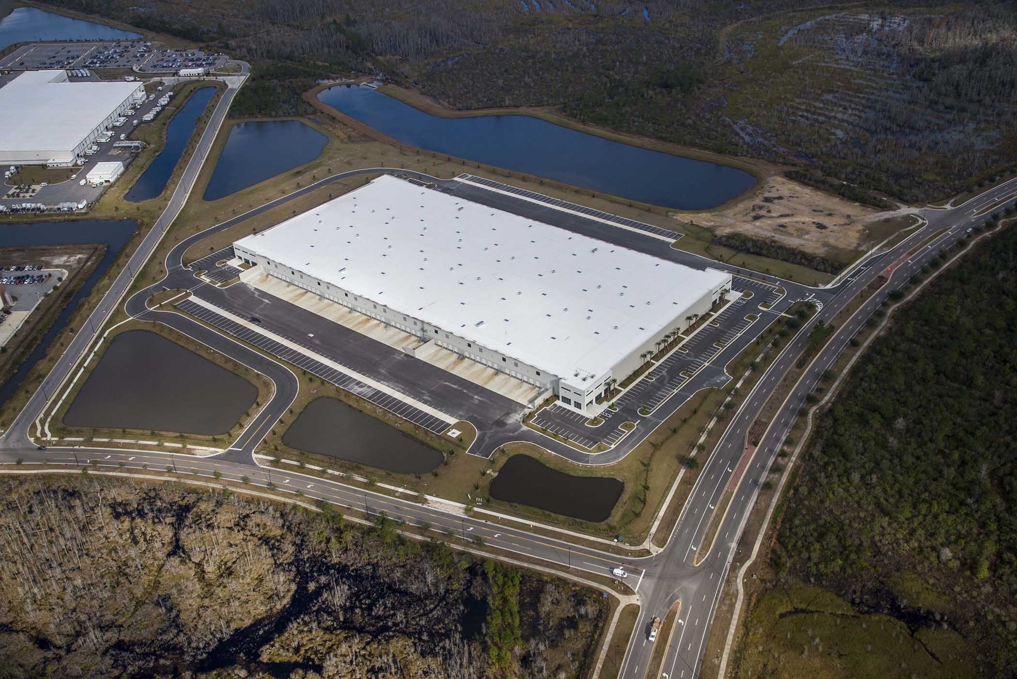 JinkoSolar leases 285,652 square feet in a 407,435-square-foot building in AllianceFlorida at Cecil Commerce Center in West Jacksonville.