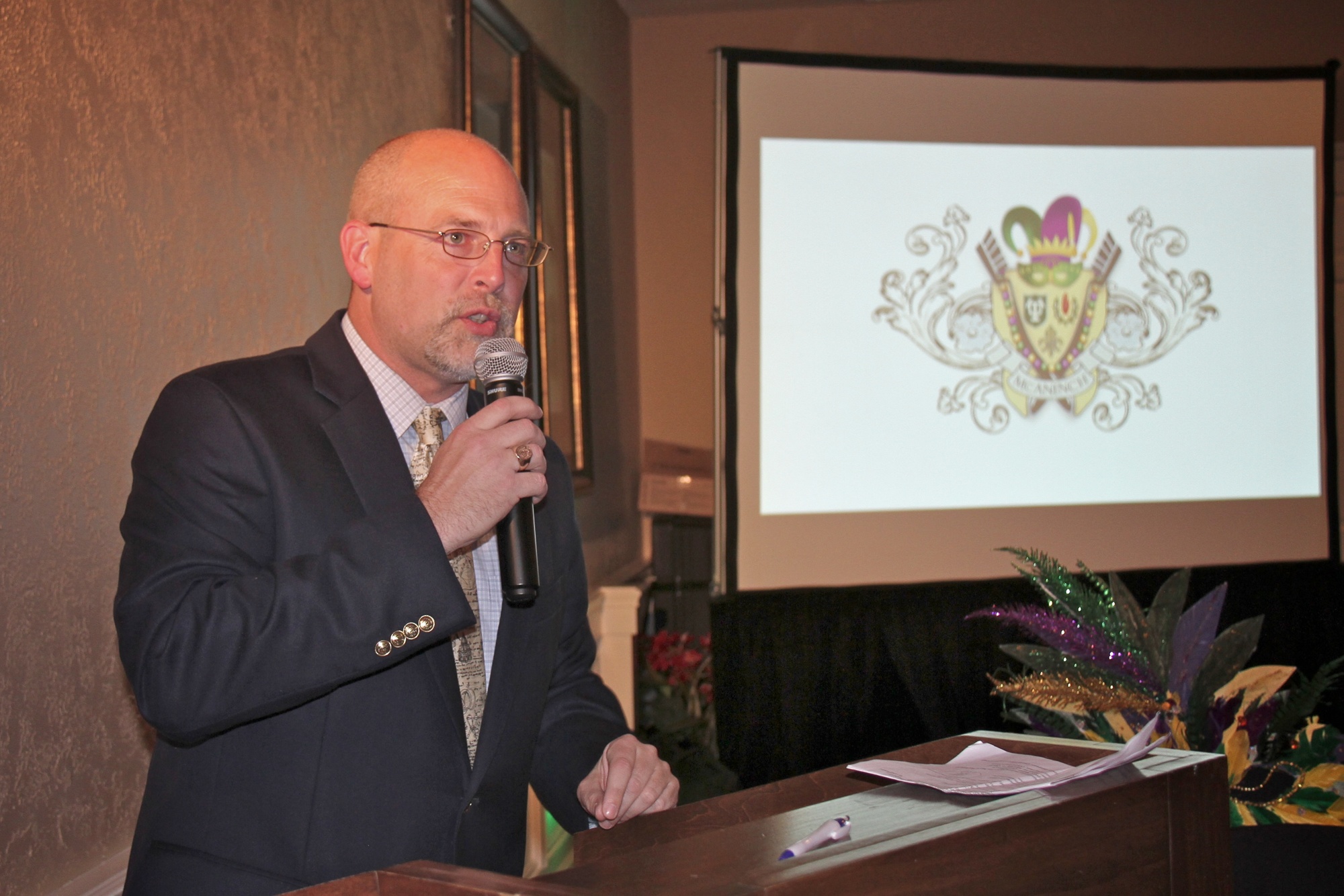Courtesy photo. Stephen Covert addresses guests at the Pine View ENCORE Dinner.