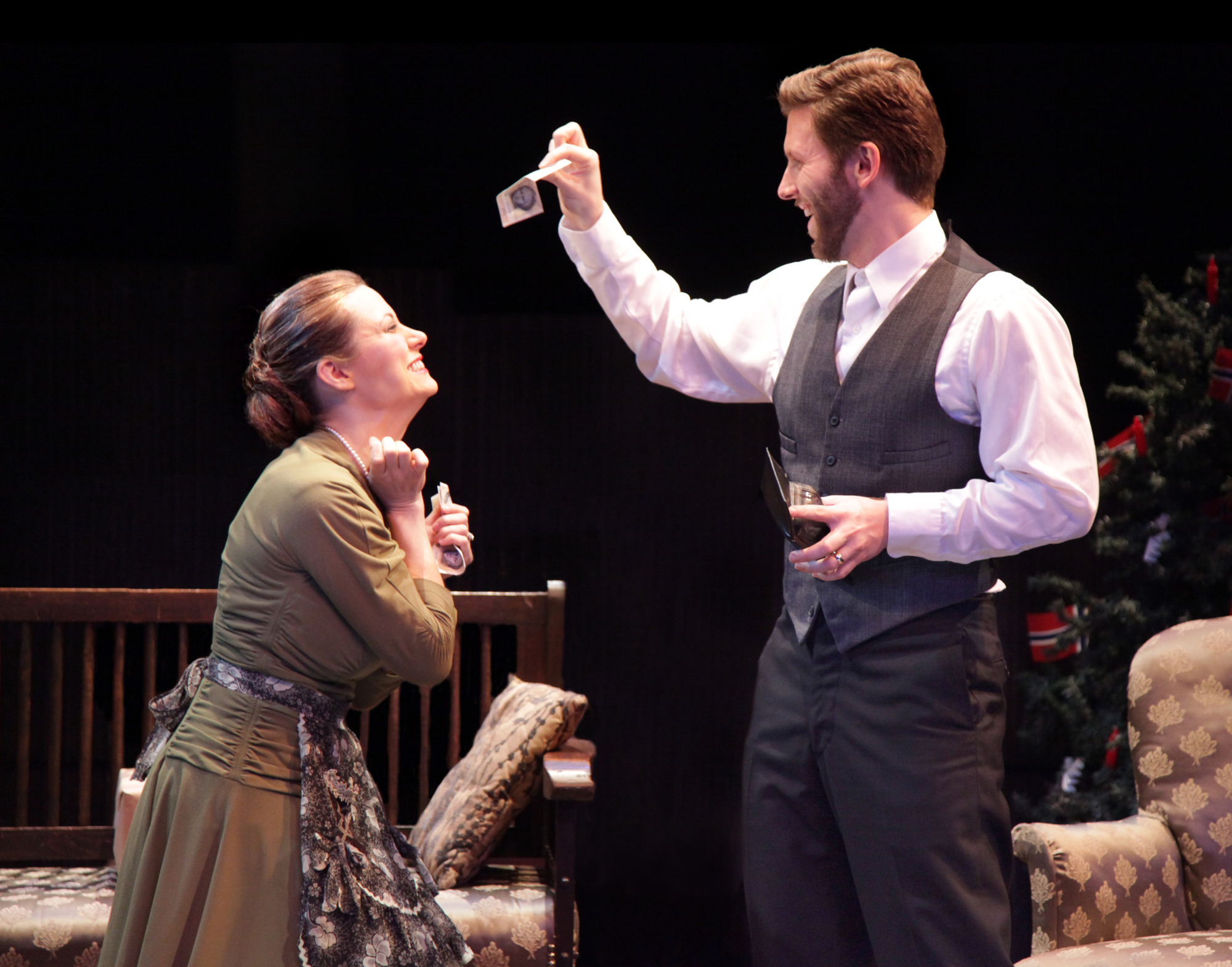 Jessie Taylor and Mike Perez in the FSU/Asolo Conservatory's production of 