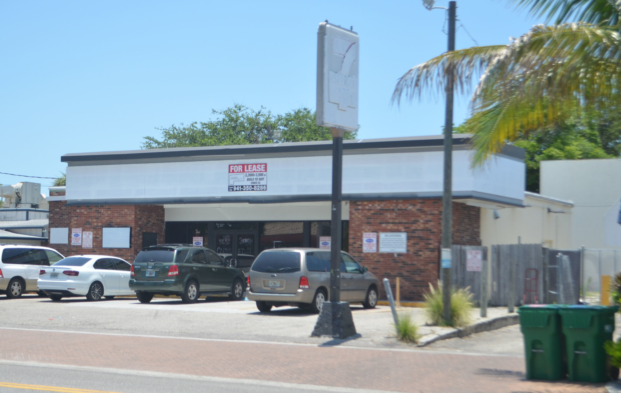 Although cars are parked in the former 7-Eleven parking lot at 5232 Ocean Blvd., a new tenant isn't slated to move in until the end of the year.