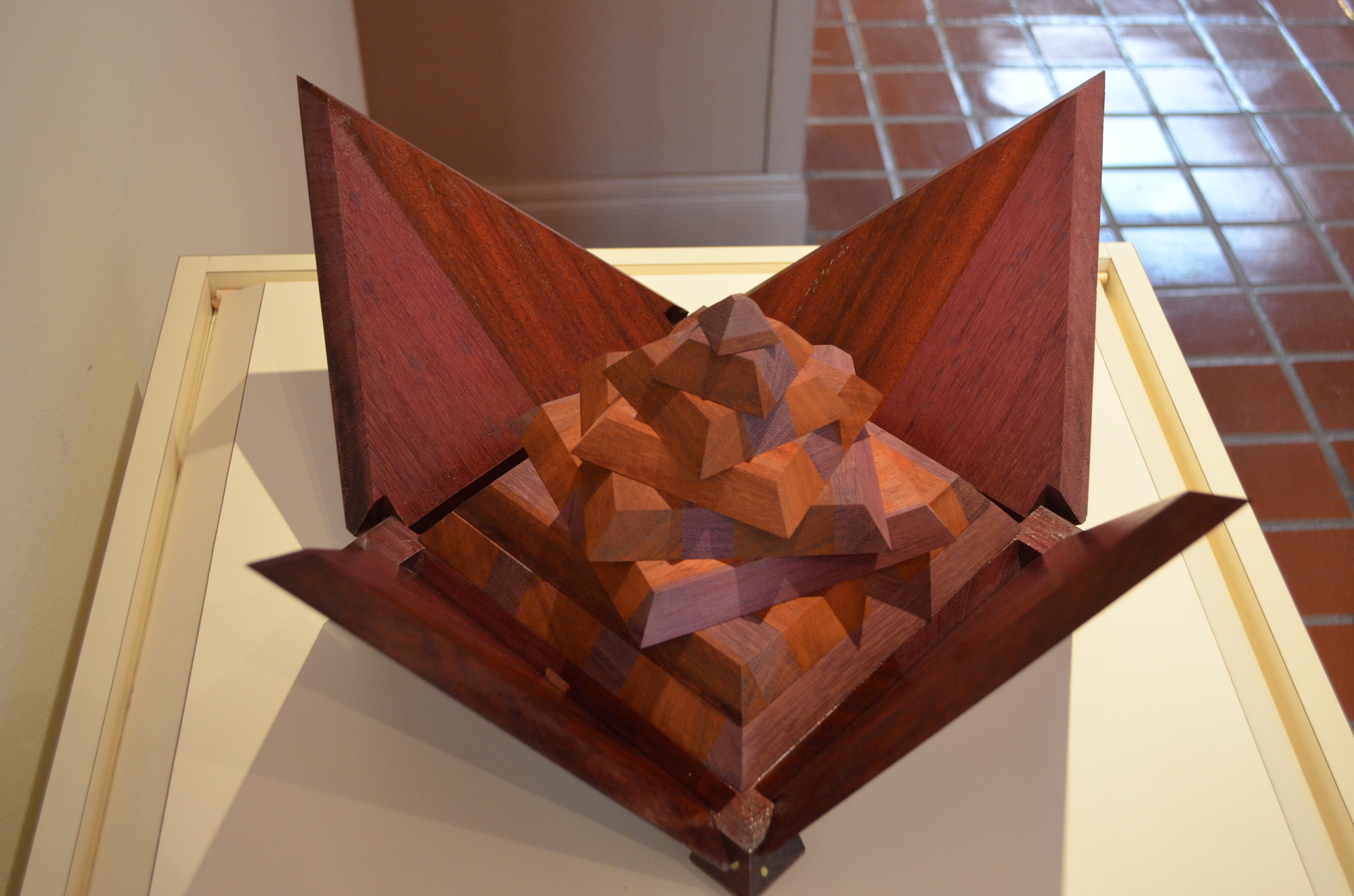 An industrial design piece that Pérez created during his time as a student at the Kansas City Art Institute. The whole thing moves like a puzzle, is made entirely of rainforest wood and is completely sustainable.