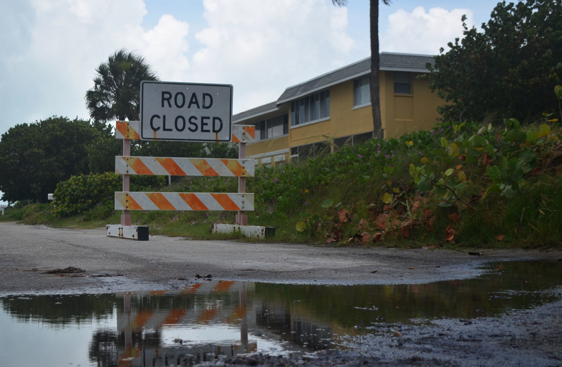 Residents don't want the county to privatize a segment of Beach Road.