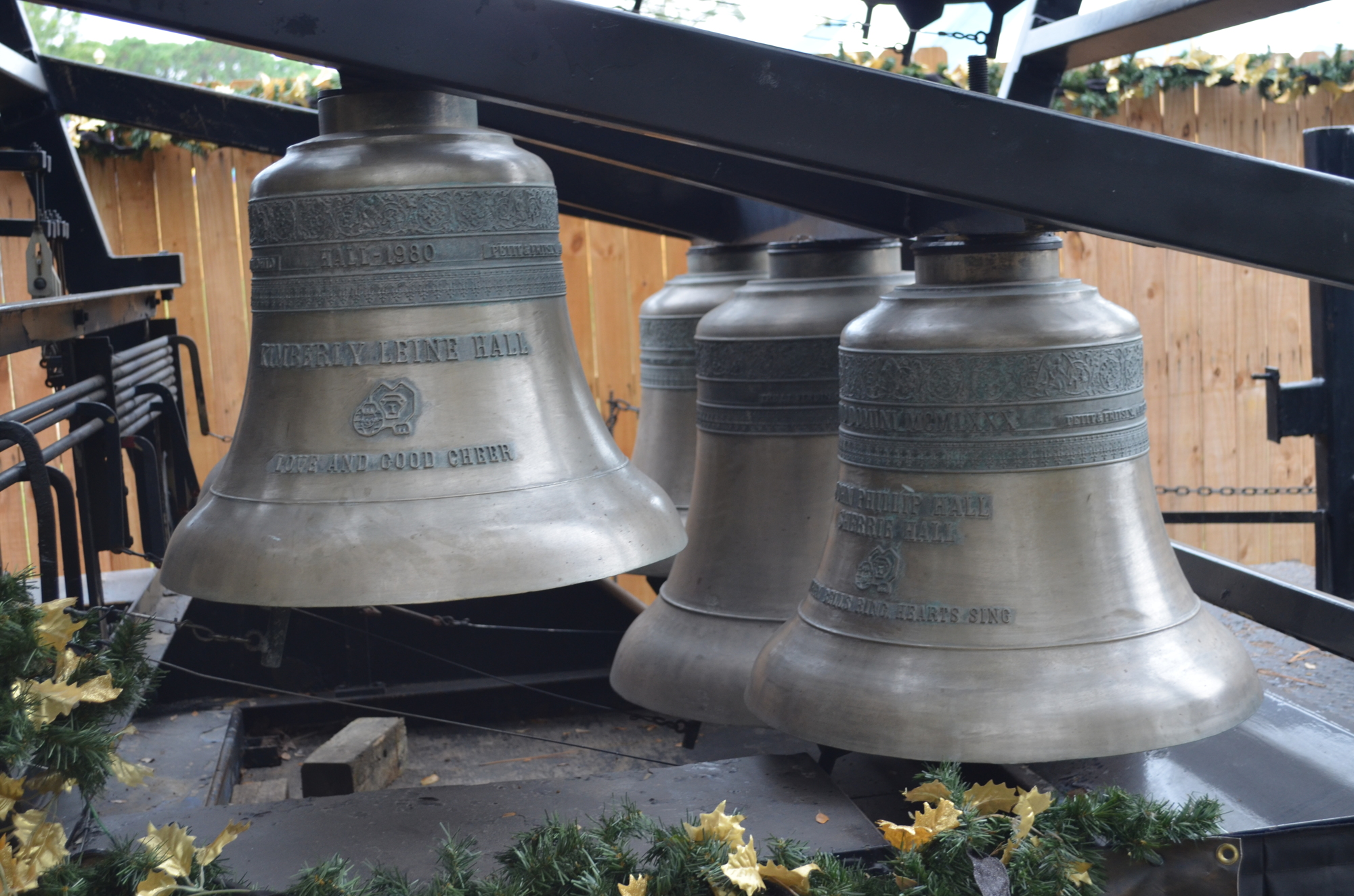 The bells on the Cast in Bronze mobile carillon range in size, with the overall instrument weighing in at 4 tons.