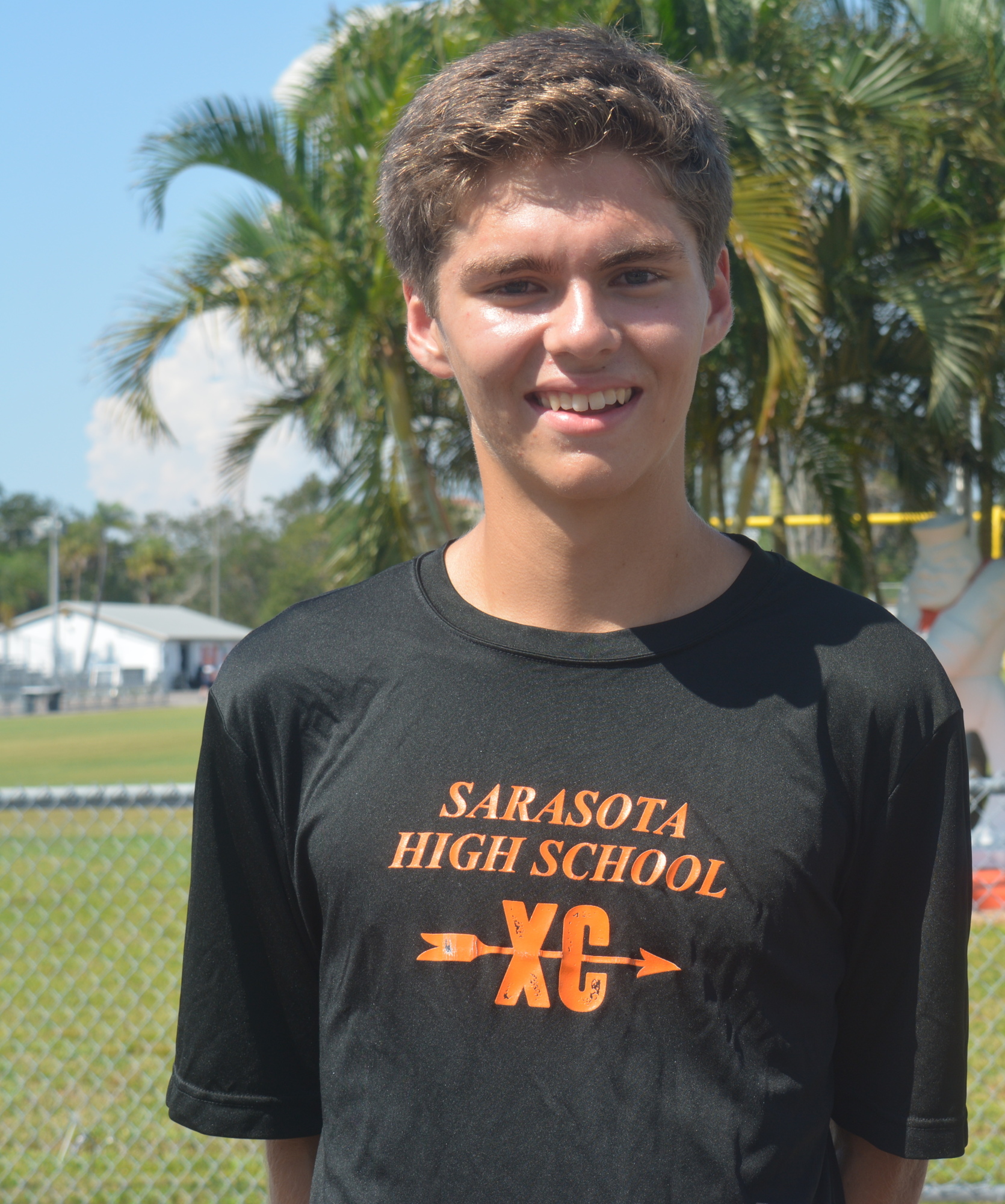 Sarasota High's Ben Hartvigsen, a junior, raced past the competition to win the Class 4A cross country title in 15:39.70.