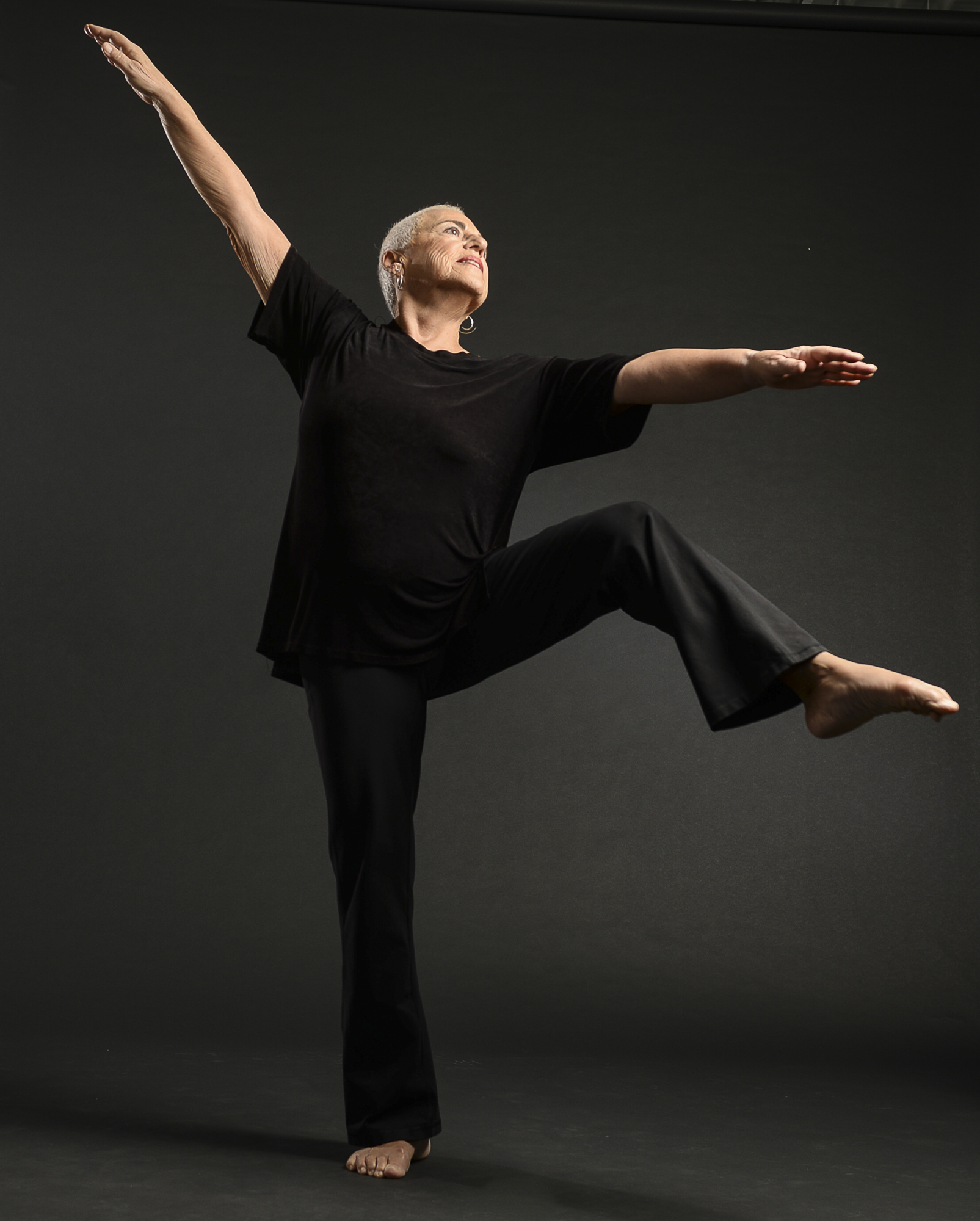 Elizabeth Bergmann was the first dancer/choreographer to perform in Sarasota Contemporary Dance's In Studio Performance Series. Photo by Barbara Banks
