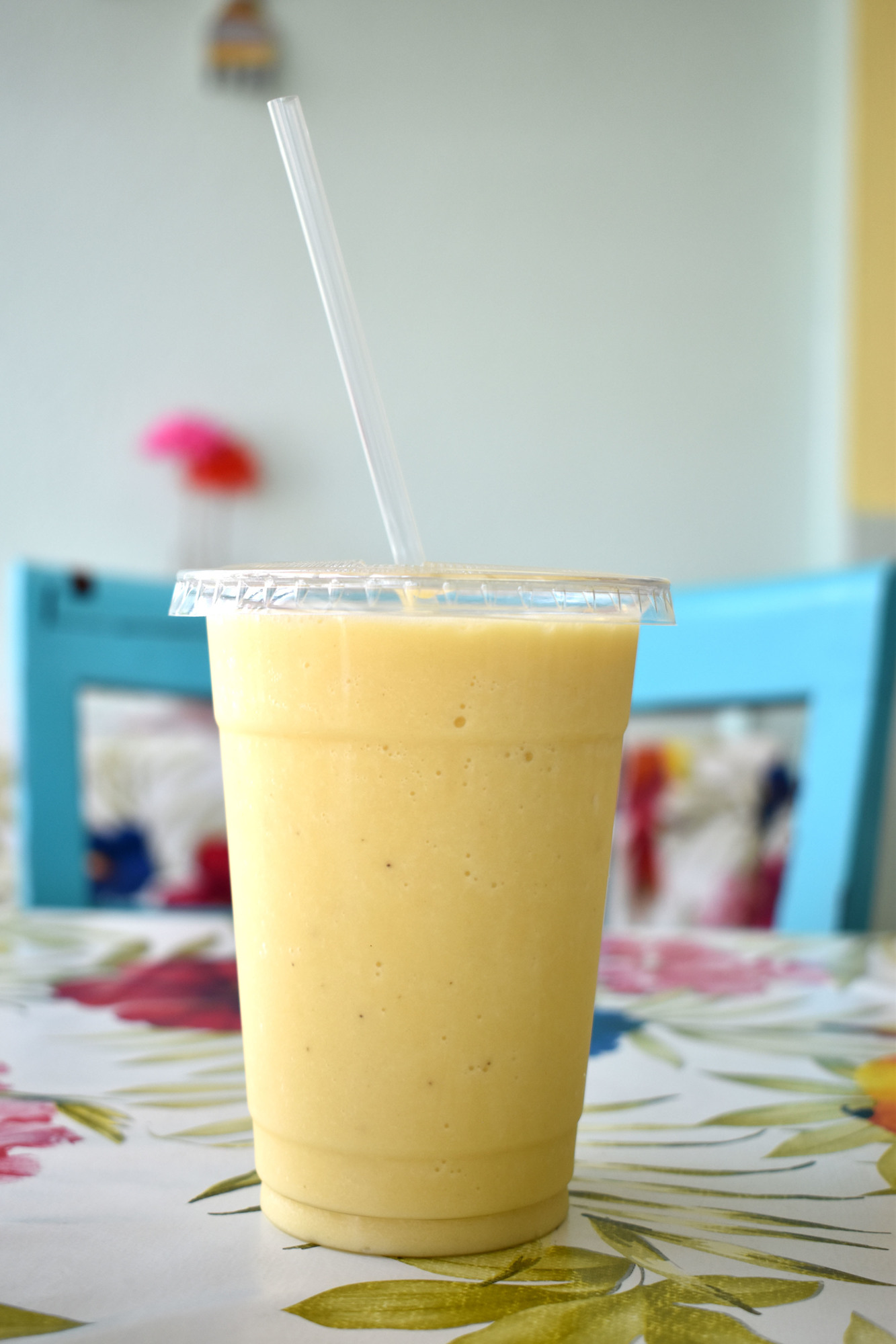 Simply Susanne's Cafe sells smoothies along with breakfast and lunch options.
