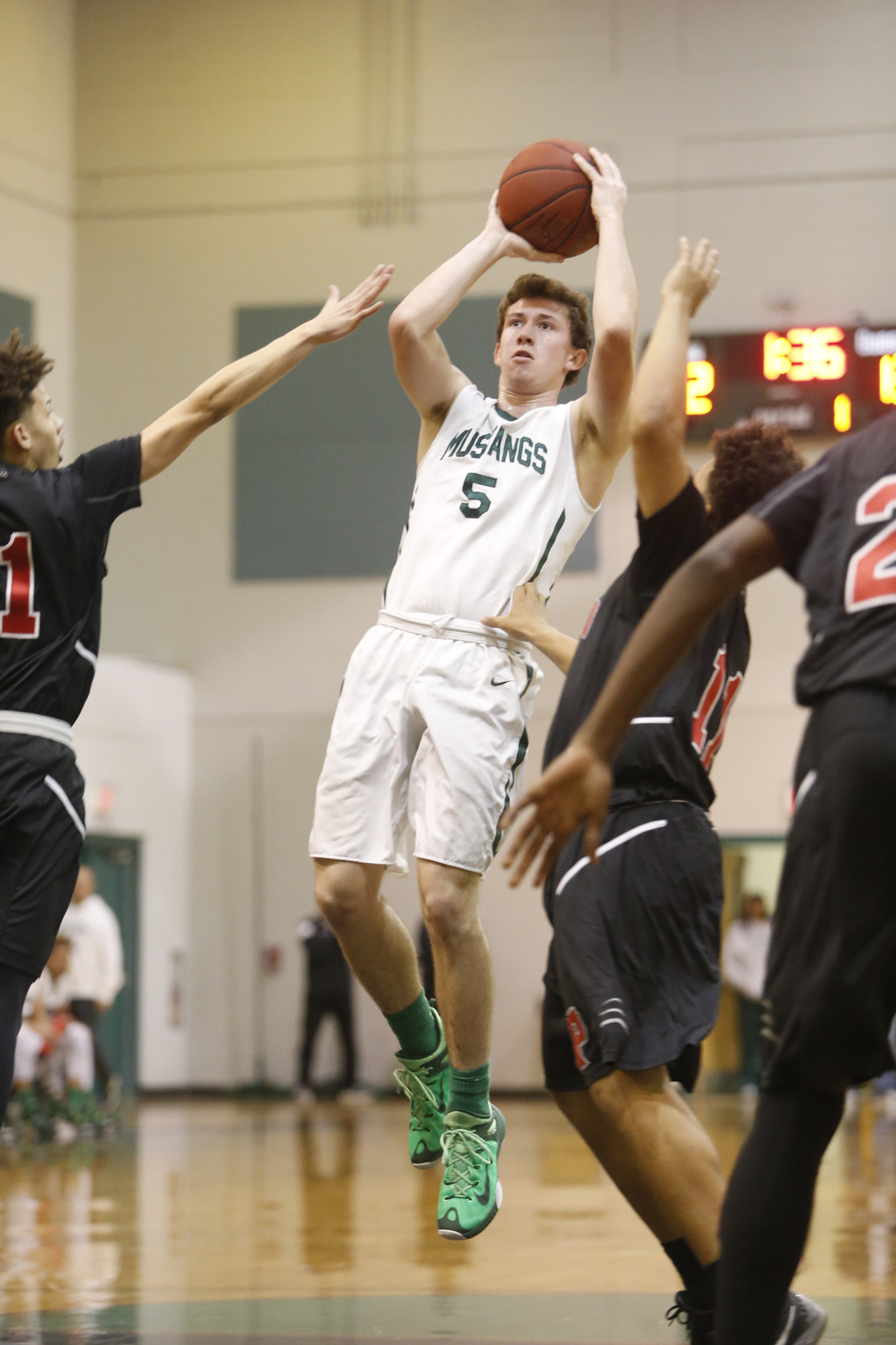 Lakewood Ranch then-junior Sam Hester takes a shot against Palmetto. Photo by Jen Blanco.