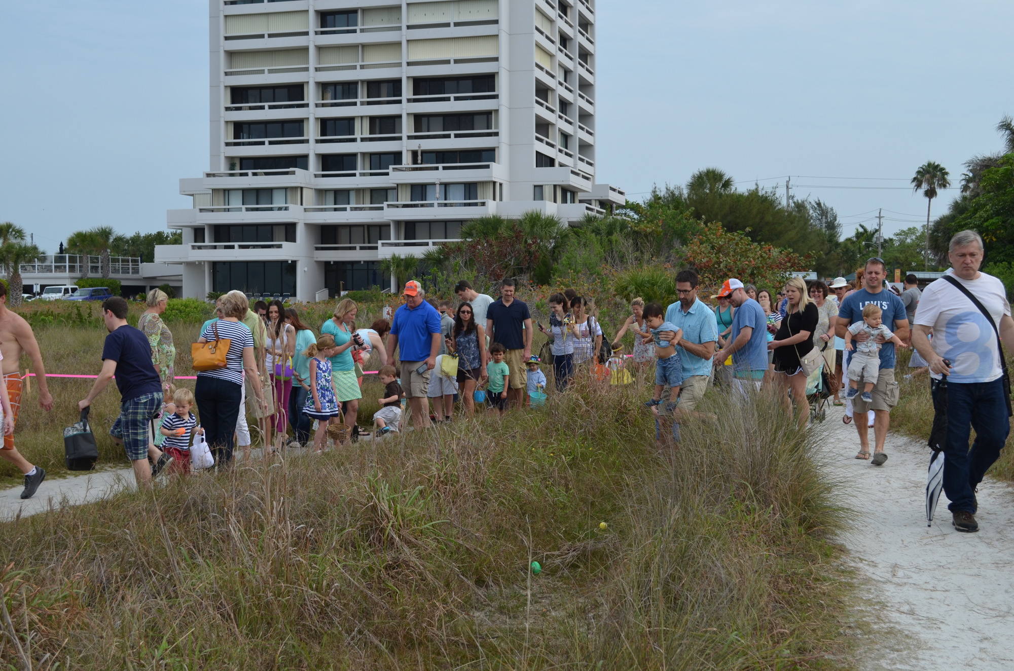 Attendees of 2016's SKVA Easter Egg Hunt at Beach Access 5 on Siesta Key.