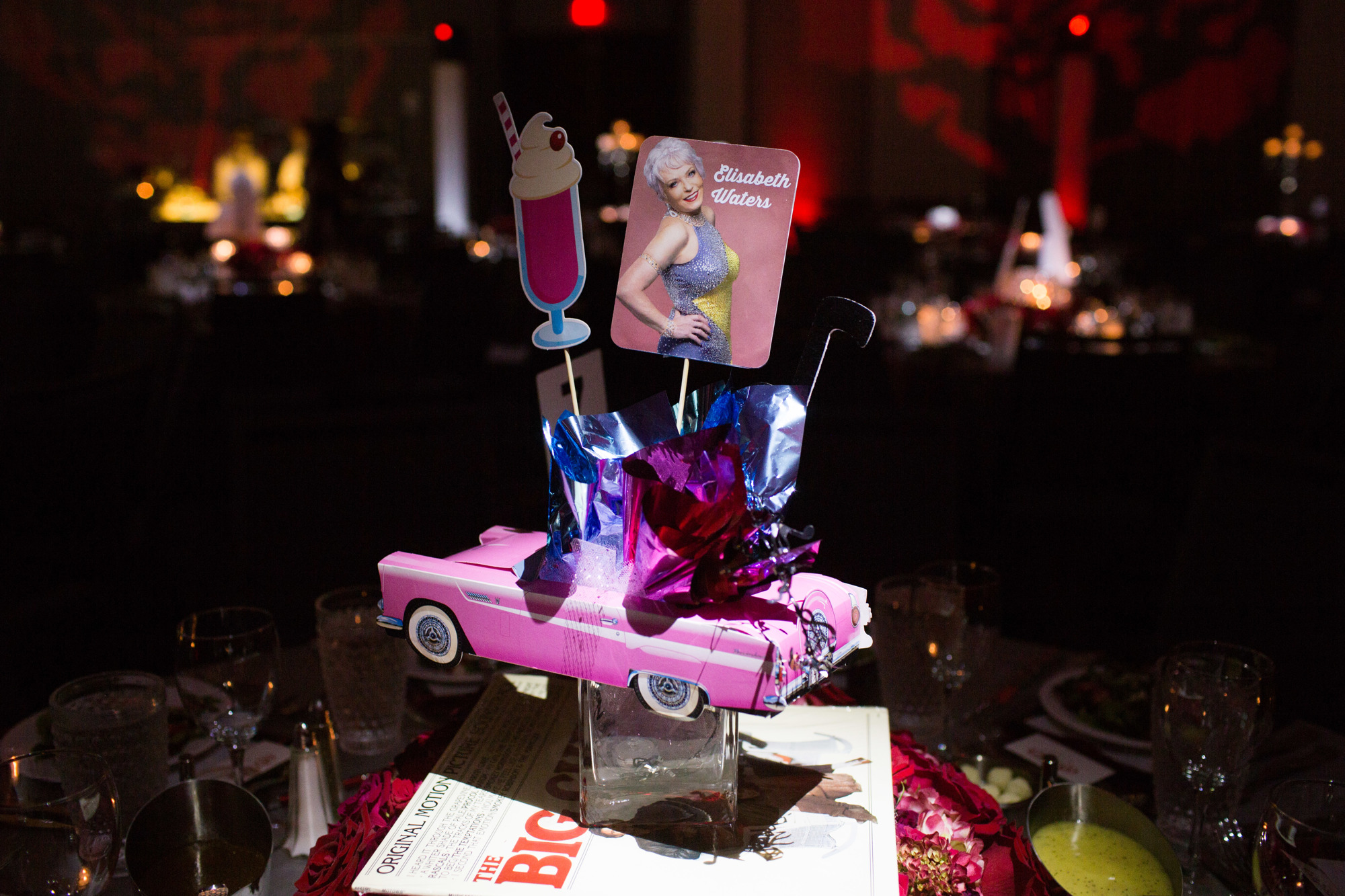 The centerpieces on Elisabeth Water's support tables.