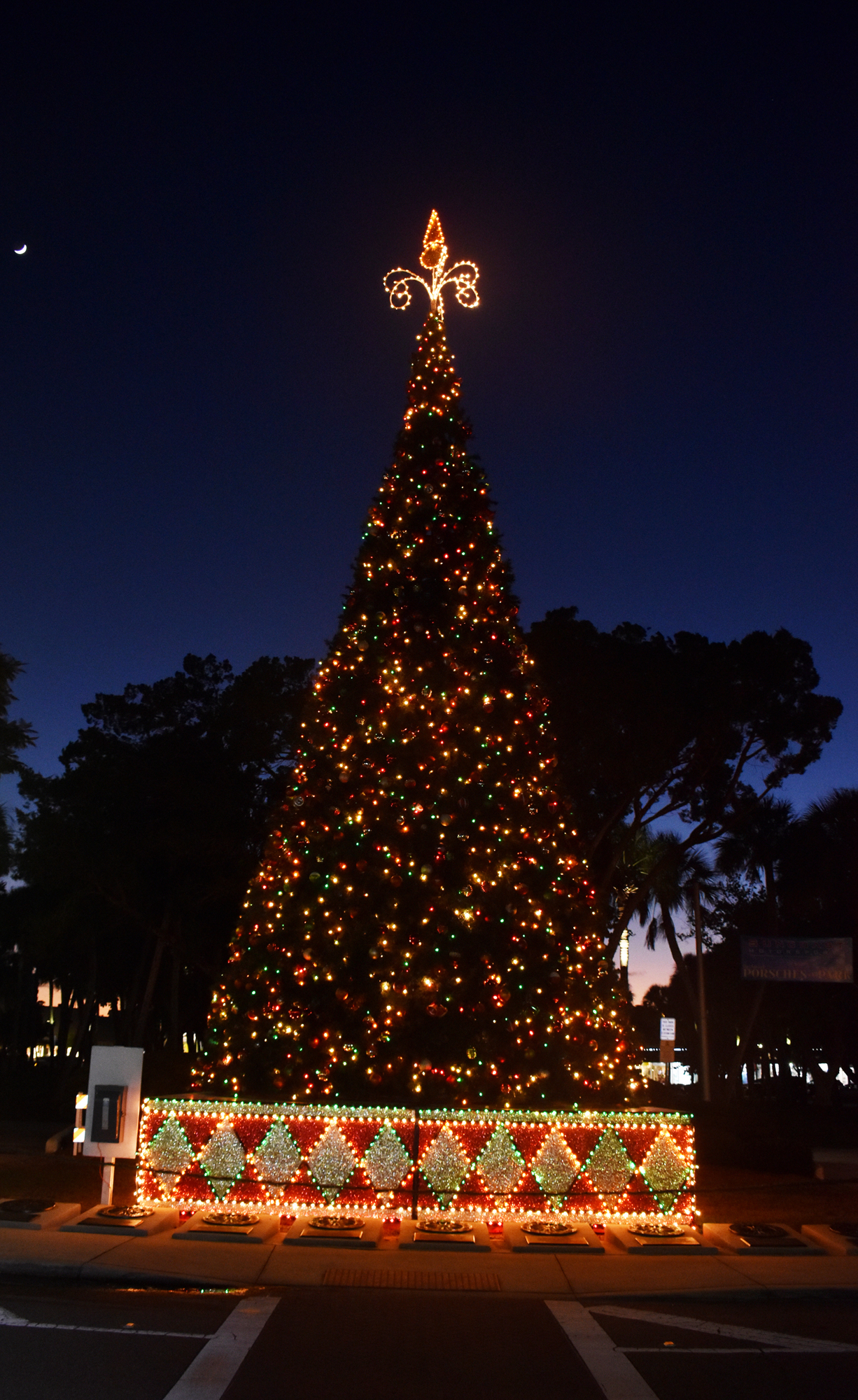 St. Armands Circle has more than just a 55-foot Christmas tree. Sprinkled around the island, are lights from restaurants and stores.