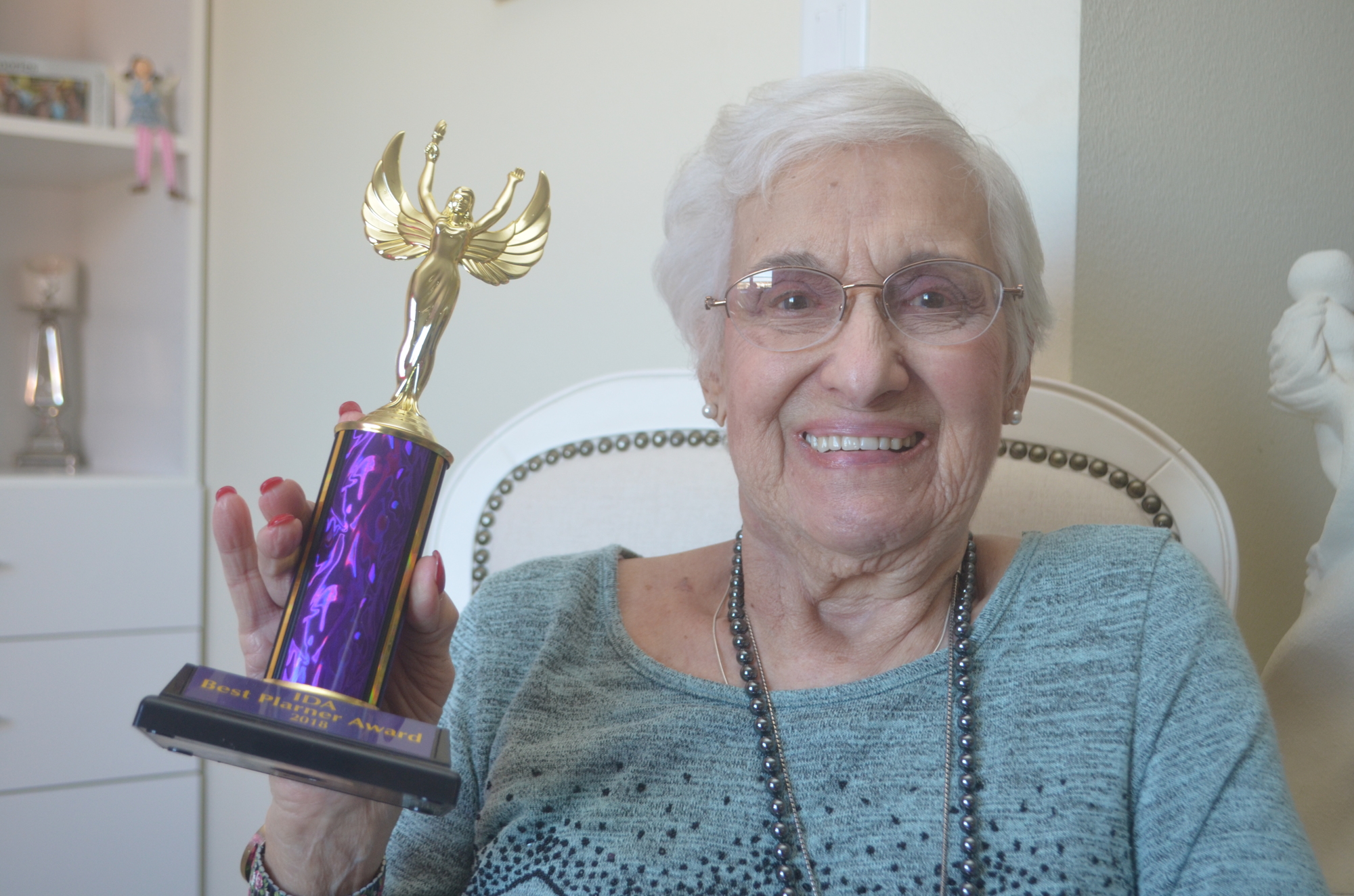 Ida Adalora was given the Best Plarner award from her six children.
