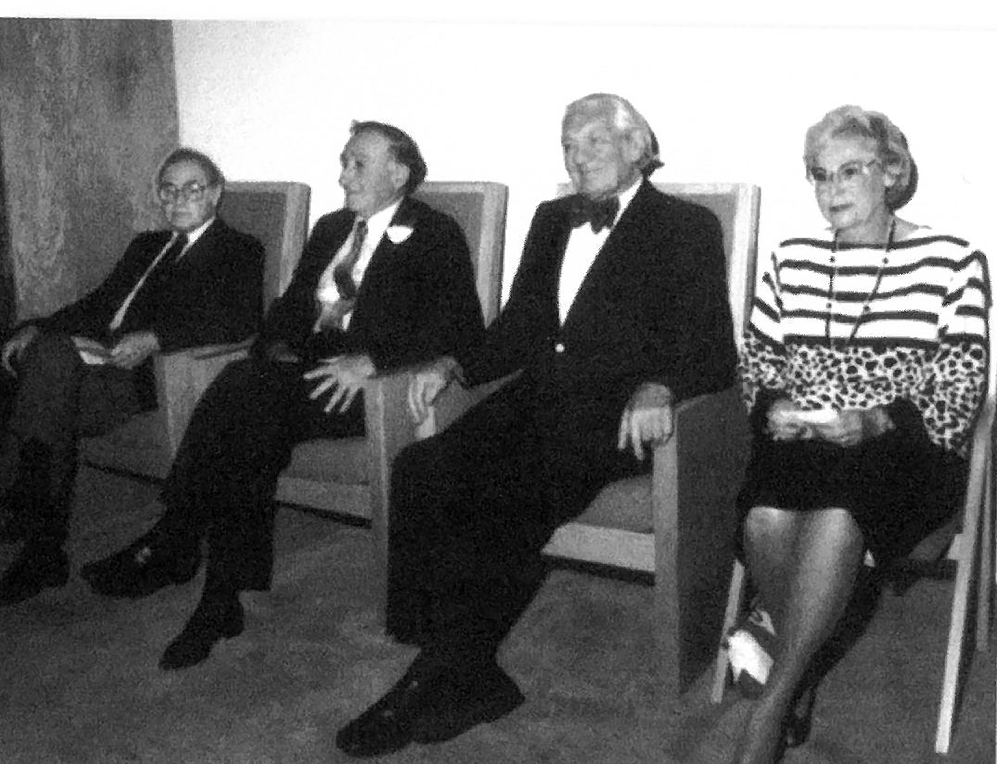 Rabbi Frankel, Sydney Flanzbaum, Rabbi Shulman and Estelle Schilane in 1984. Courtesy photo