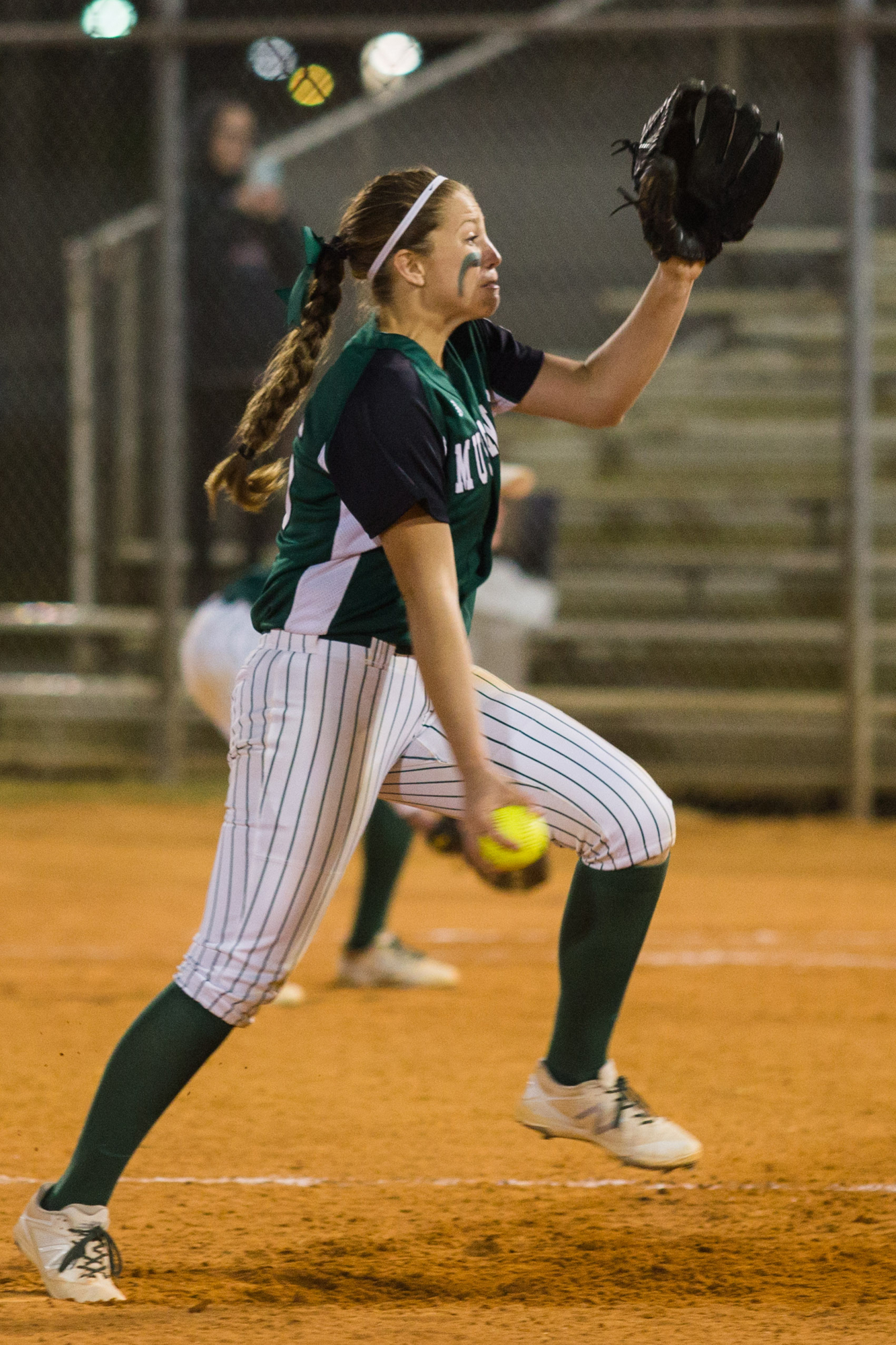 Lakewood Ranch then-sophomore Brooklyn Lucero pitches against Sarasota High in 2018. Photo by Kayleigh Omang.