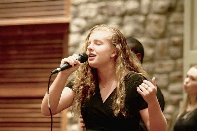 Lakewood Ranch junior Lauren Beck performs with her a cappella choir. Photo courtesy Lauren Beck.