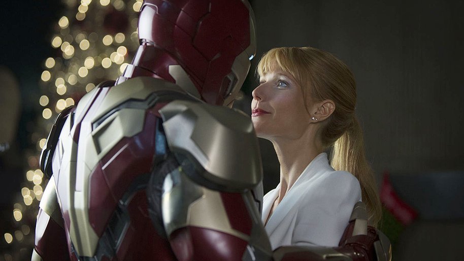 Robert Downey Jr. and Gwyneth Paltrow in 